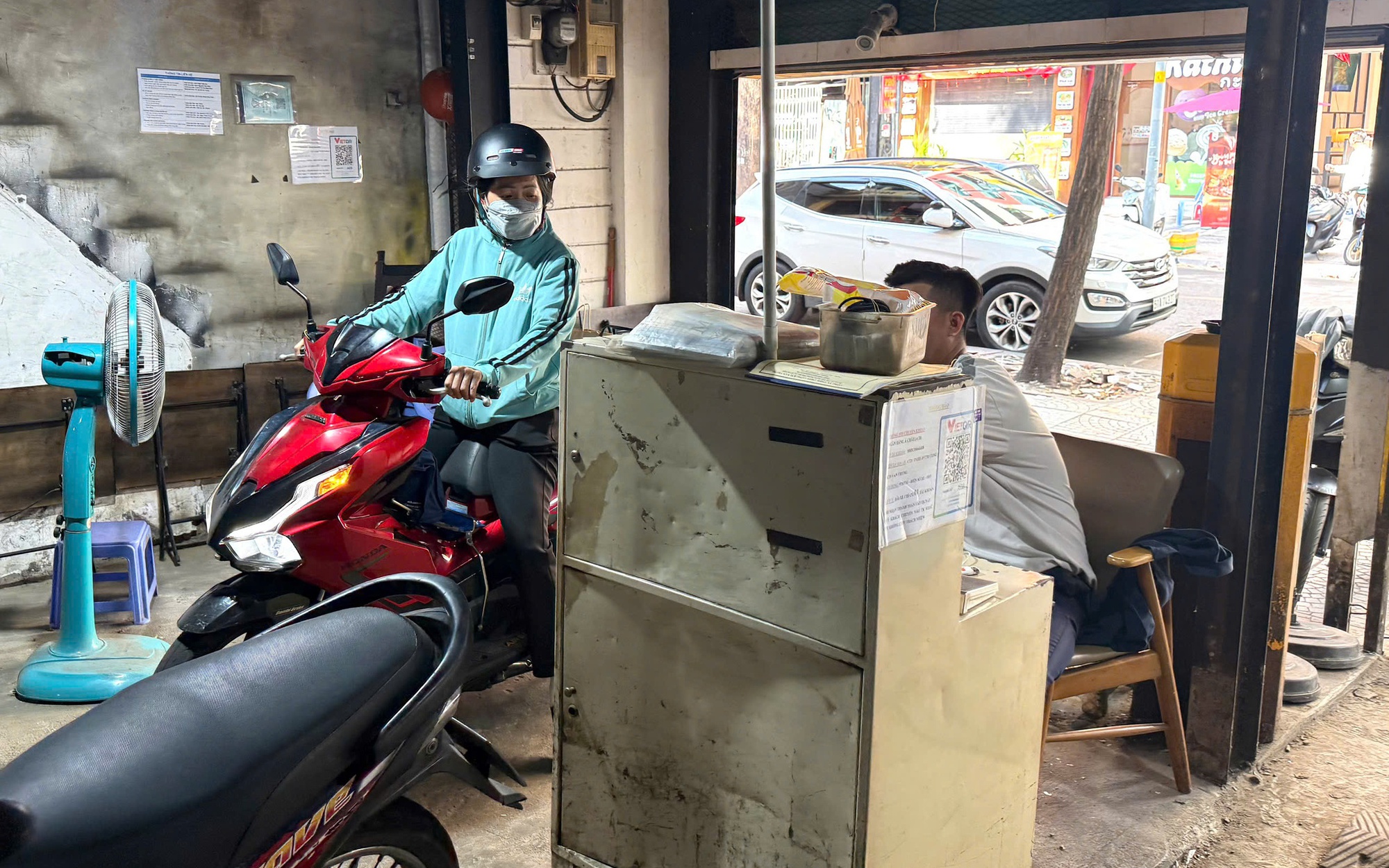 Bãi giữ xe tại trung tâm TPHCM có tăng giá dịp Tết?