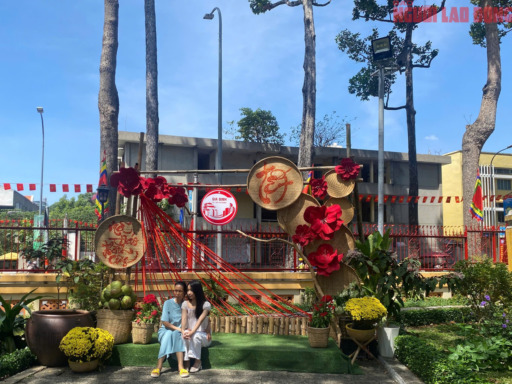 Xu&acirc;n an l&agrave;nh ở một linh miếu gần 200 năm tuổi - Ảnh 4.