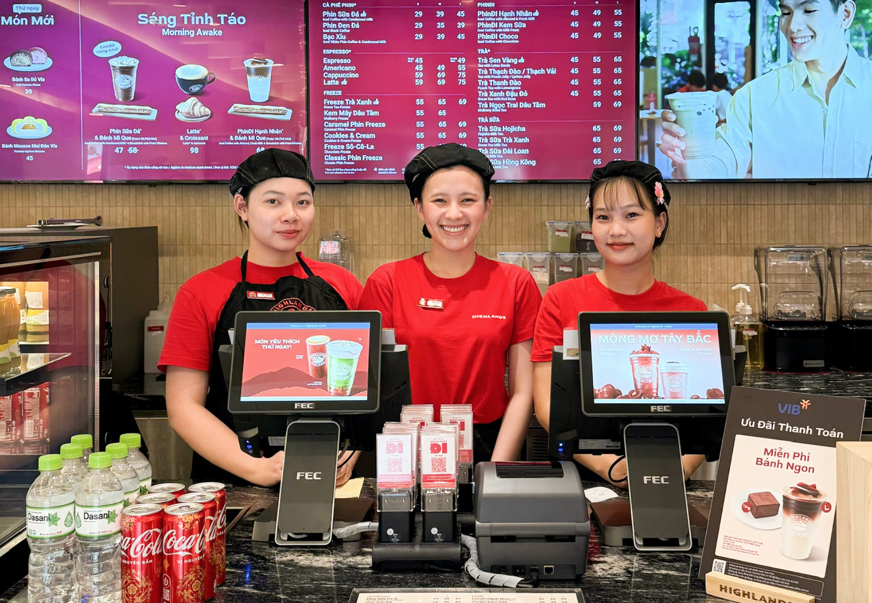 Những việc l&agrave;m "hốt bạc" ng&agrave;y Tết ở TPHCM - Ảnh 2.