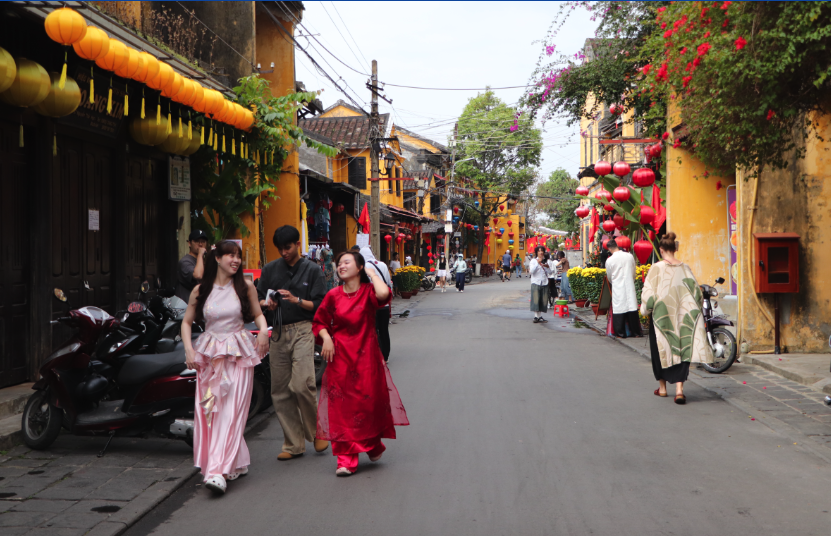 Xu hướng du lịch tết Bính Ngọ 2026 - Ảnh 2.