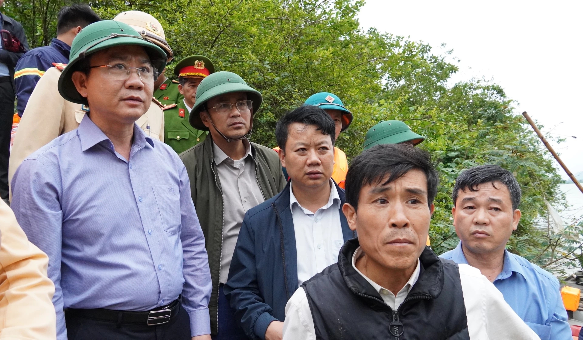 Bi kịch gia đình 7 người chìm thuyền trên sông khi đi chúc Tết - Ảnh 2.