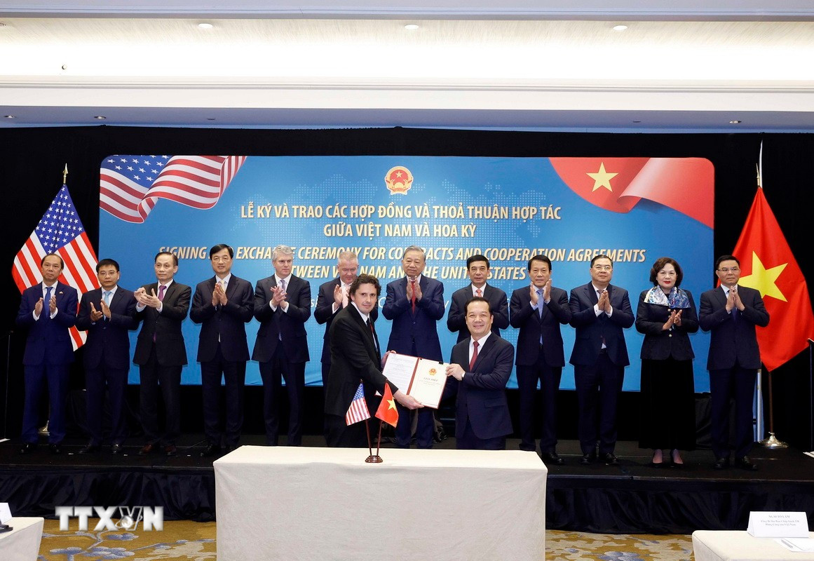 Tổng Bí thư chứng kiến lễ ký và trao các hợp đồng, thỏa thuận hợp tác của Việt Nam và Mỹ - Ảnh 1.