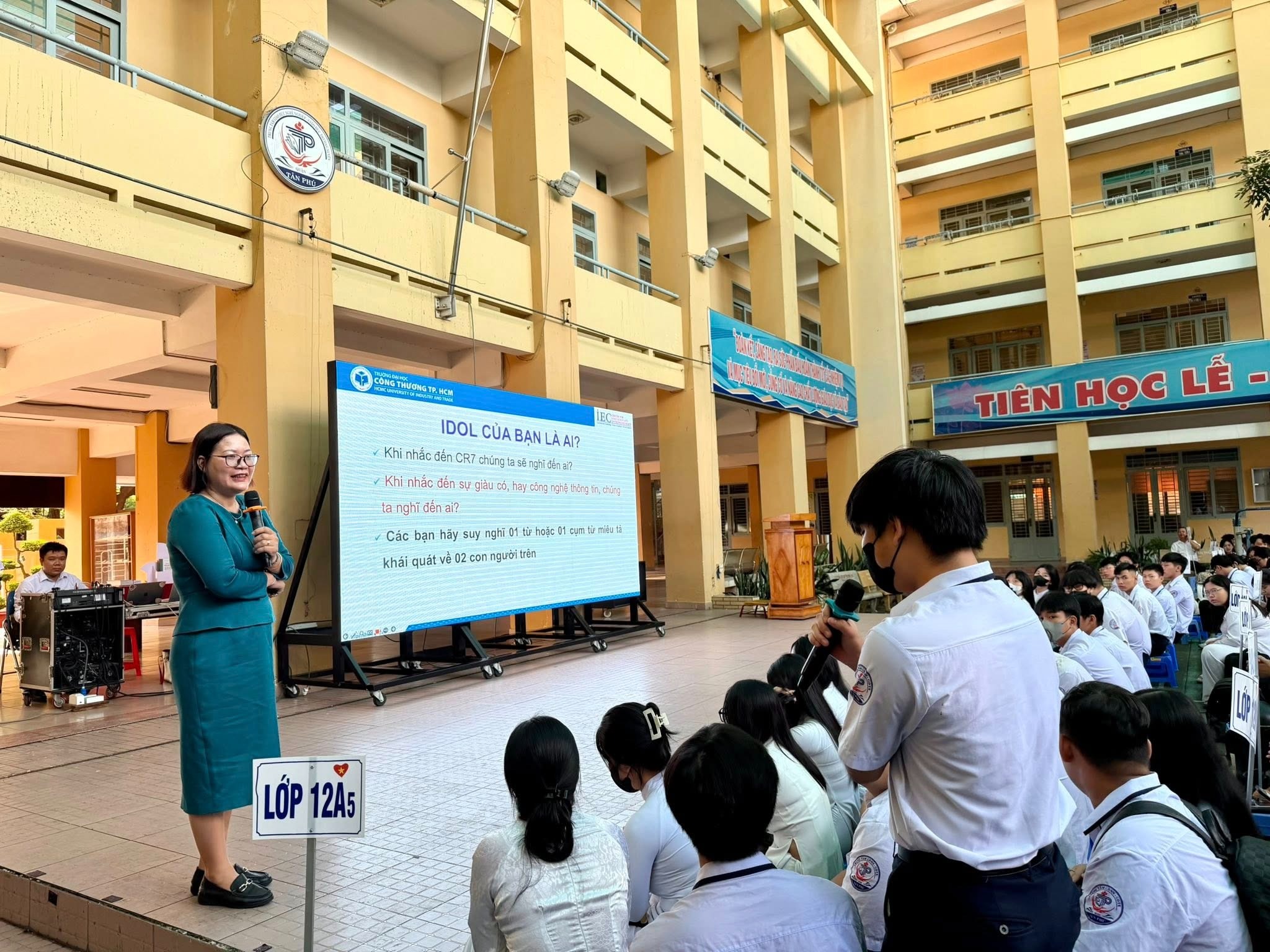 "Bà đỡ" mát tay của những dự án khởi nghiệp - Ảnh 3.