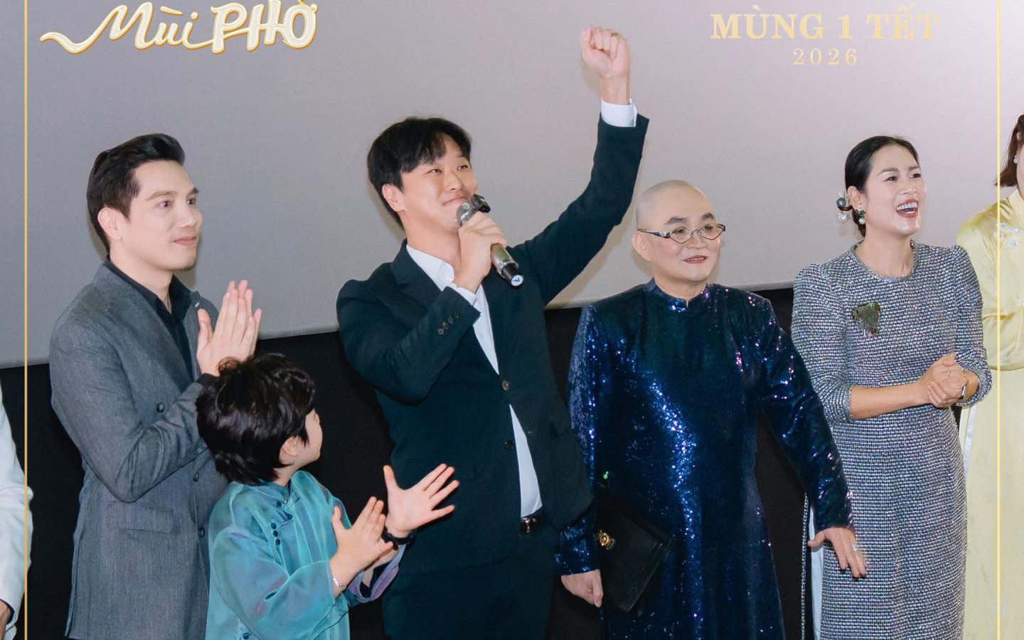 "Mùi phở" tuyên bố CEO Lotte Entertainment Vietnam quỳ lạy để cảm ơn!