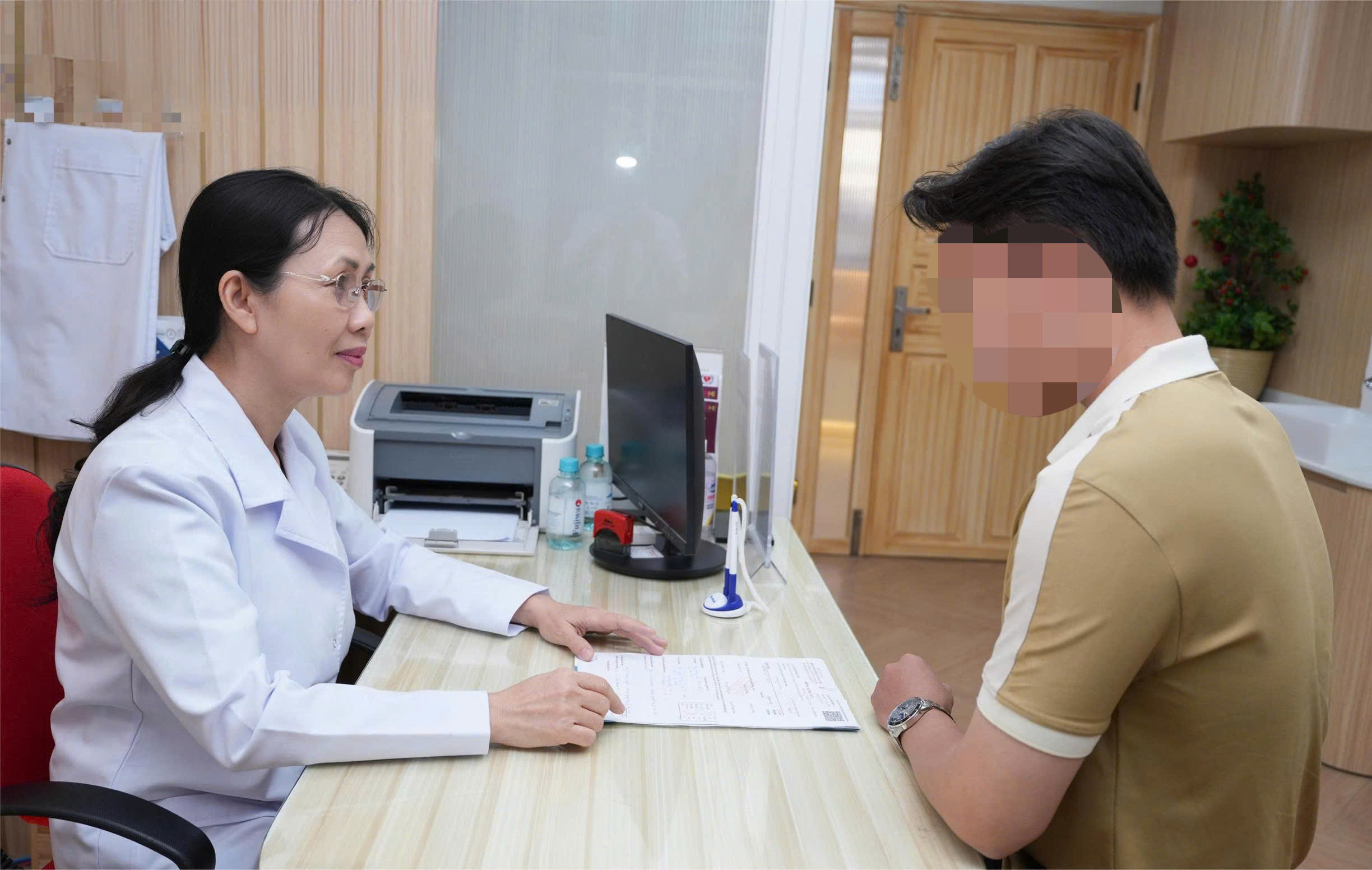 Để giảm đau nhức do gout mùa Tết? - Ảnh 1.
