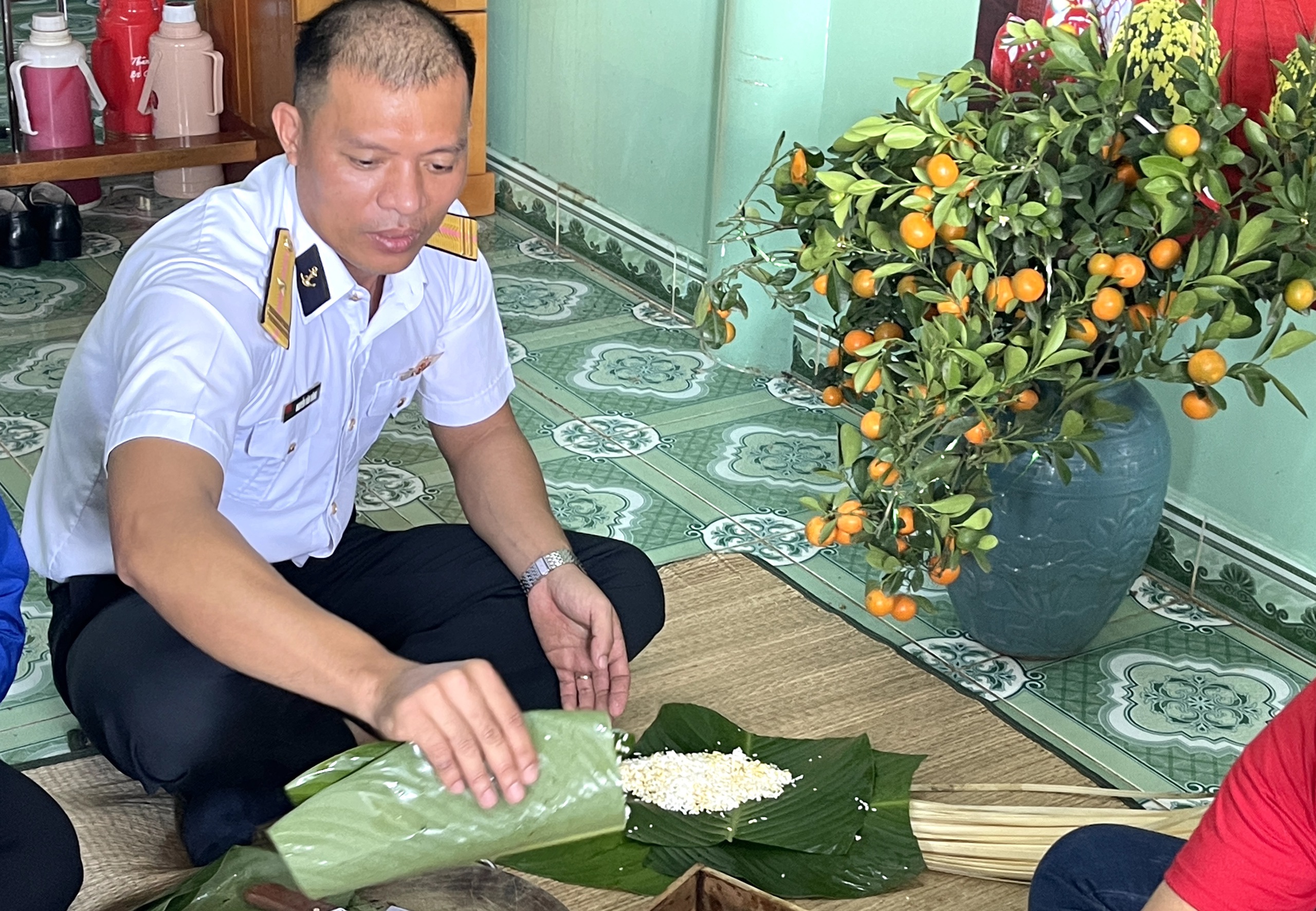 Cuộc thi "Tết xanh": Chiếc bánh chưng xanh ngoài khơi thềm lục địa - Ảnh 2.