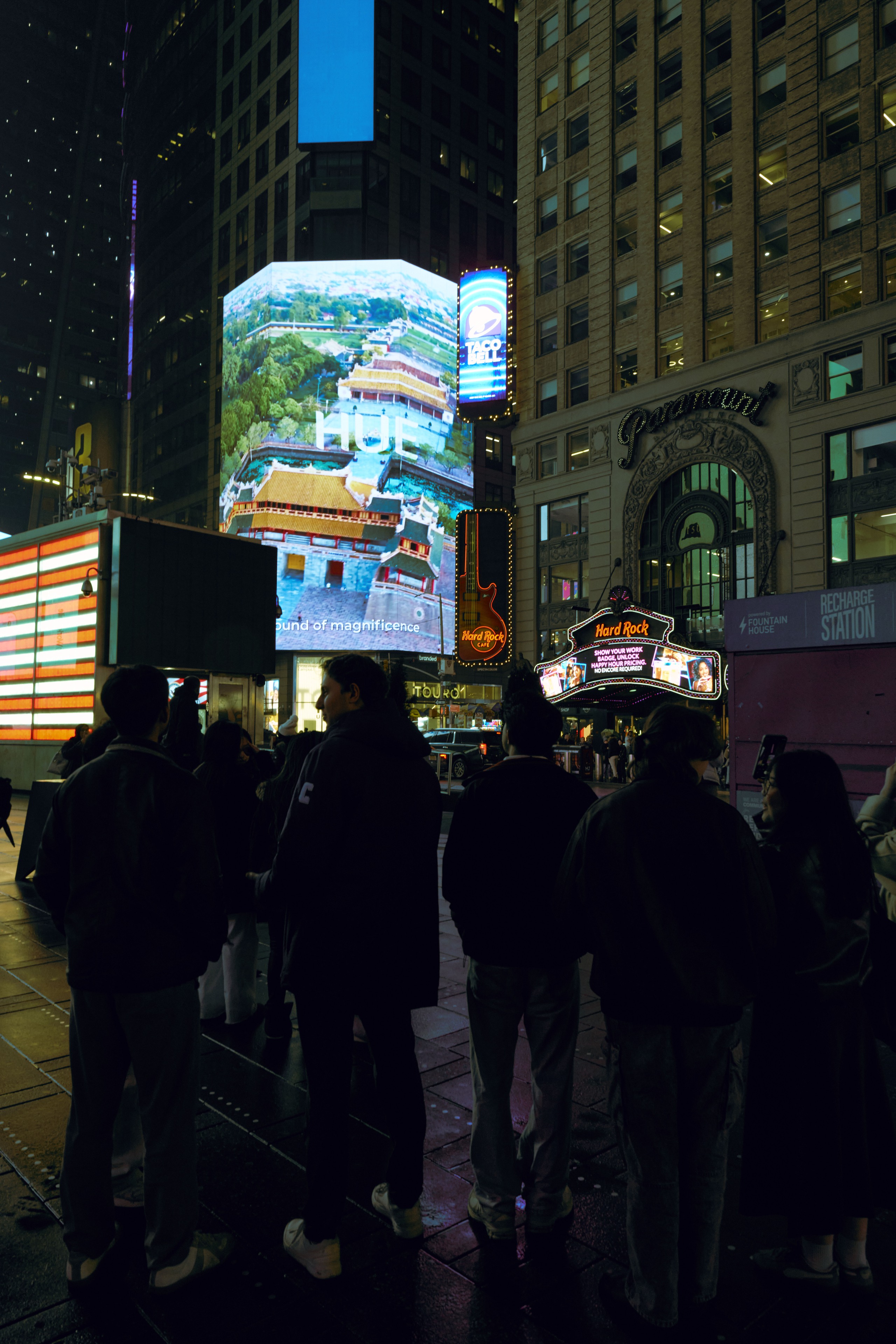 H&igrave;nh ảnh Việt Nam tỏa s&aacute;ng tại Quảng trường Thời đại, New York - Ảnh 6.