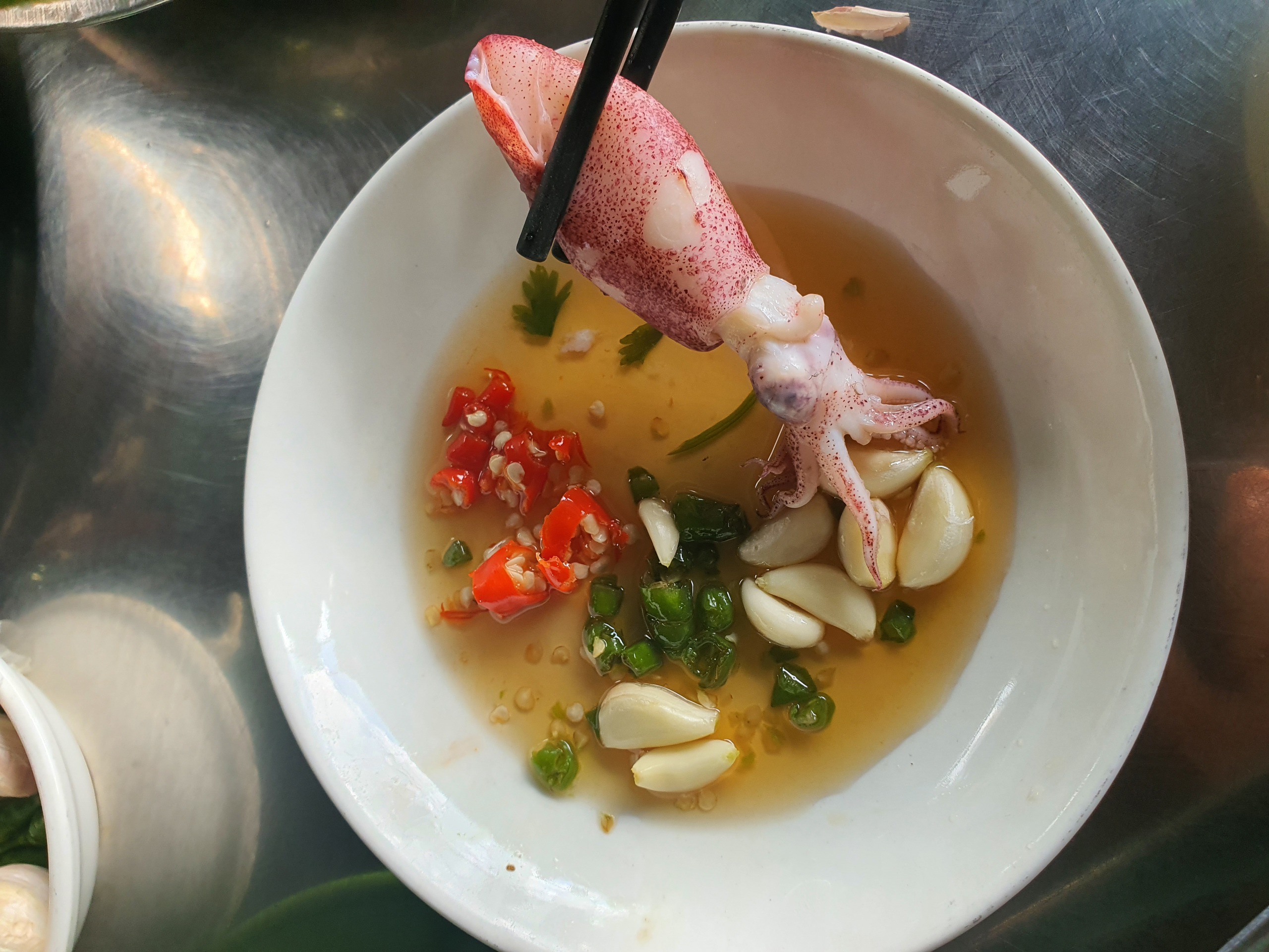 Lẩu mực Đại L&atilde;nh &ndash; Tinh hoa vị biển nơi cực Đ&ocirc;ng Kh&aacute;nh H&ograve;a - Ảnh 3.