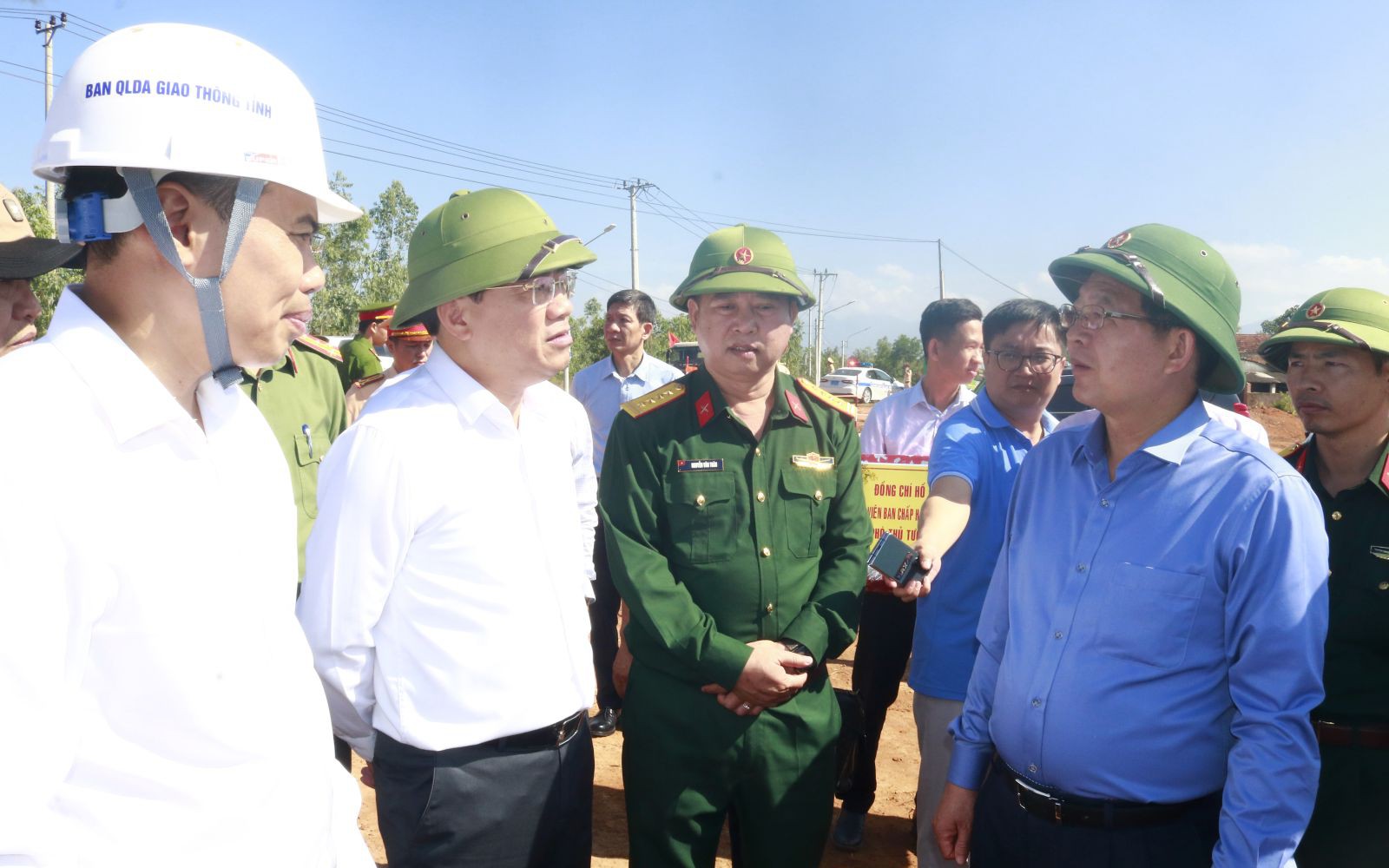 Phó Thủ tướng Hồ Quốc Dũng kiểm tra cao tốc Quy Nhơn – Pleiku thi công xuyên Tết