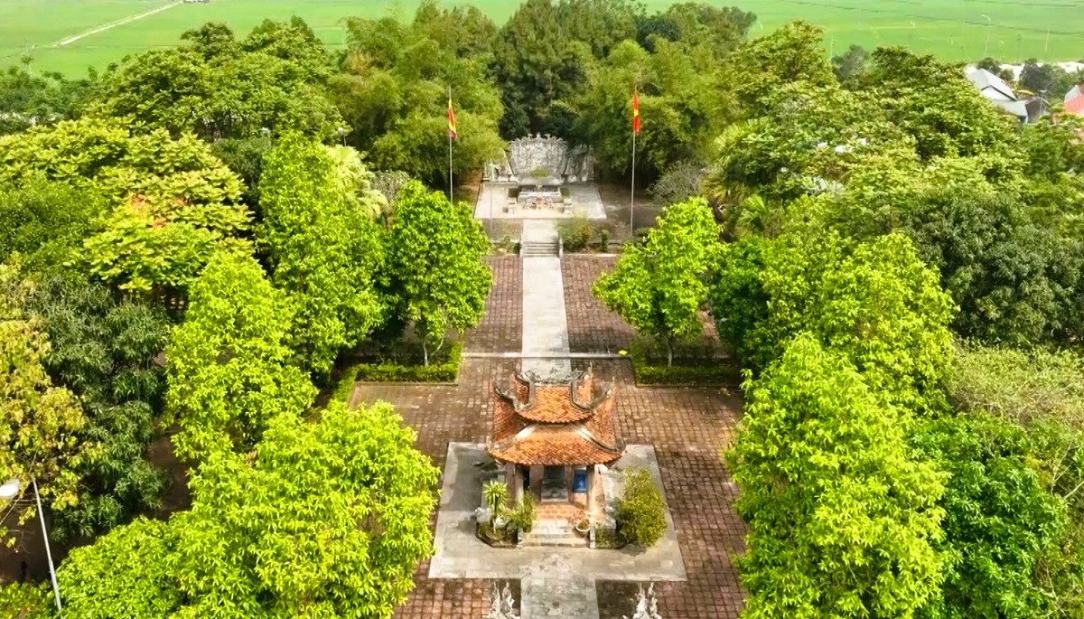 Nơi an nghỉ của vị vua "hồi hương" sau 46 năm ở Thanh H&oacute;a - Ảnh 11.