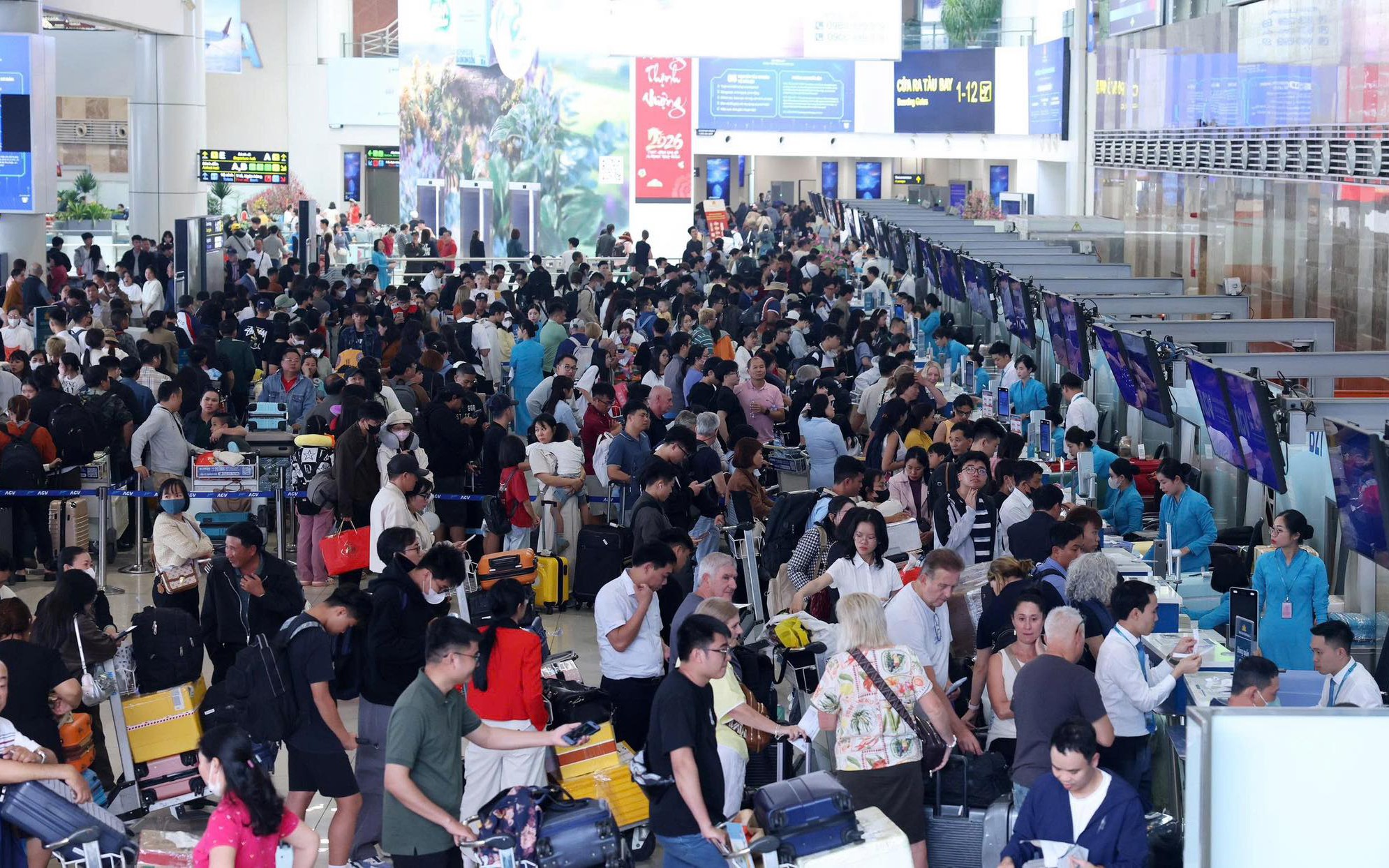 Nội Bài lập kỷ lục trong ngày cuối kỳ nghỉ Tết
