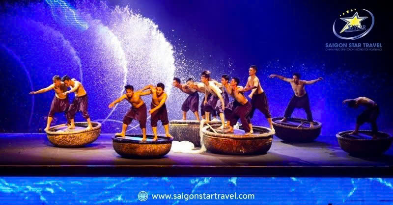 Huyền thoại làng chài - khi sân khấu đánh thức linh hồn biển cả - Ảnh 4.
