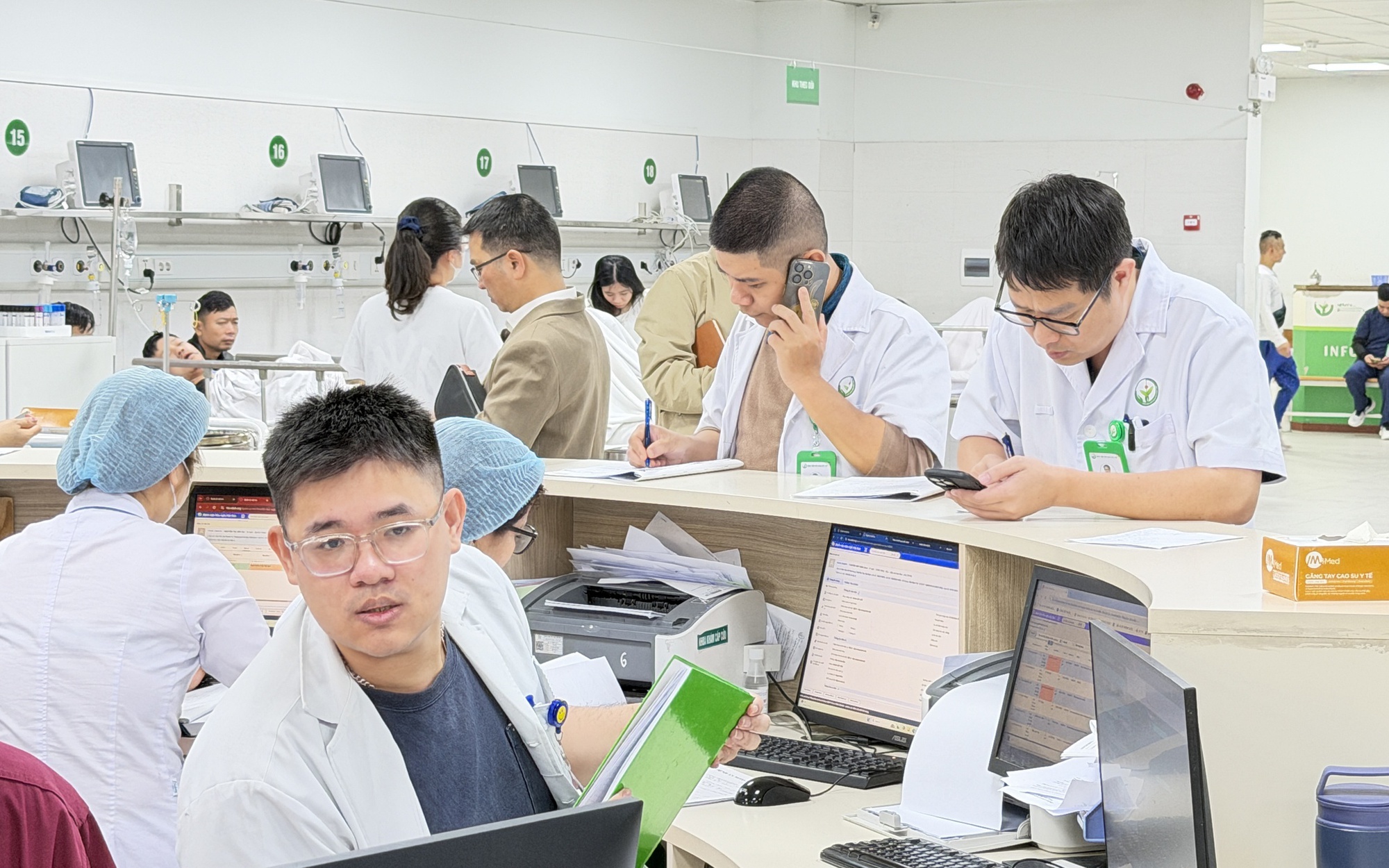 Gần 340 ca cấp cứu do pháo nổ, chất nổ dịp Tết