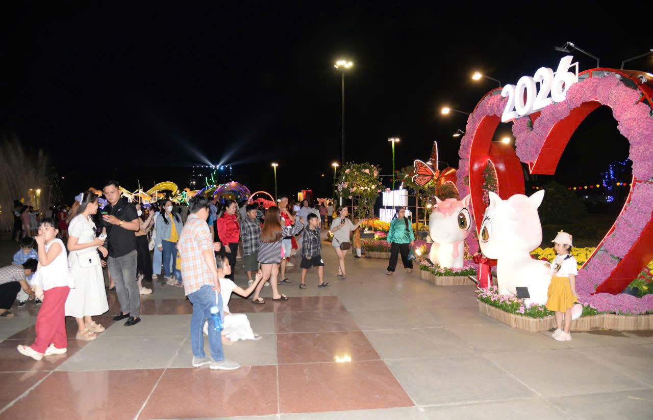 Du lịch Cần Thơ và Đồng Tháp bùng nổ doanh thu trong dịp Tết Nguyên đán 2026 - Ảnh 7.
