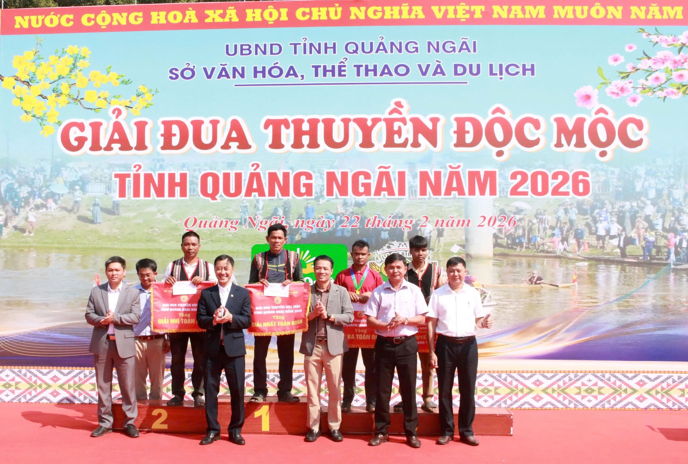 Giải đua thuyền độc mộc trên sông Đăk Bữa năm 2026: Trải nghiệm văn hóa độc đáo - Ảnh 3.