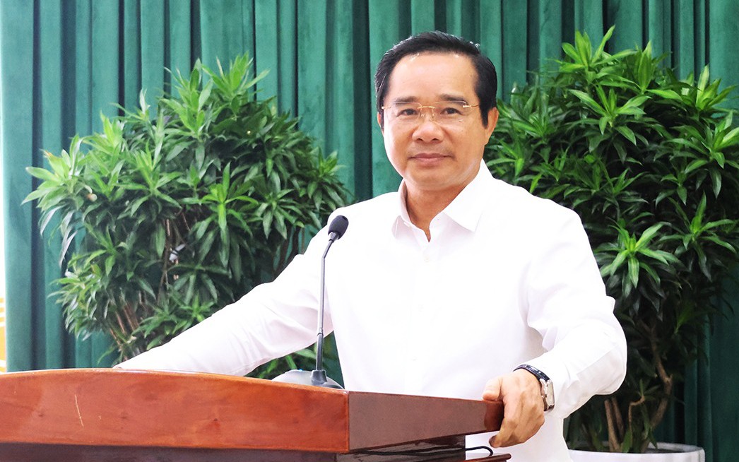 Chủ tịch UBND TPHCM yêu cầu mỗi cán bộ phải làm việc quyết liệt, trách nhiệm