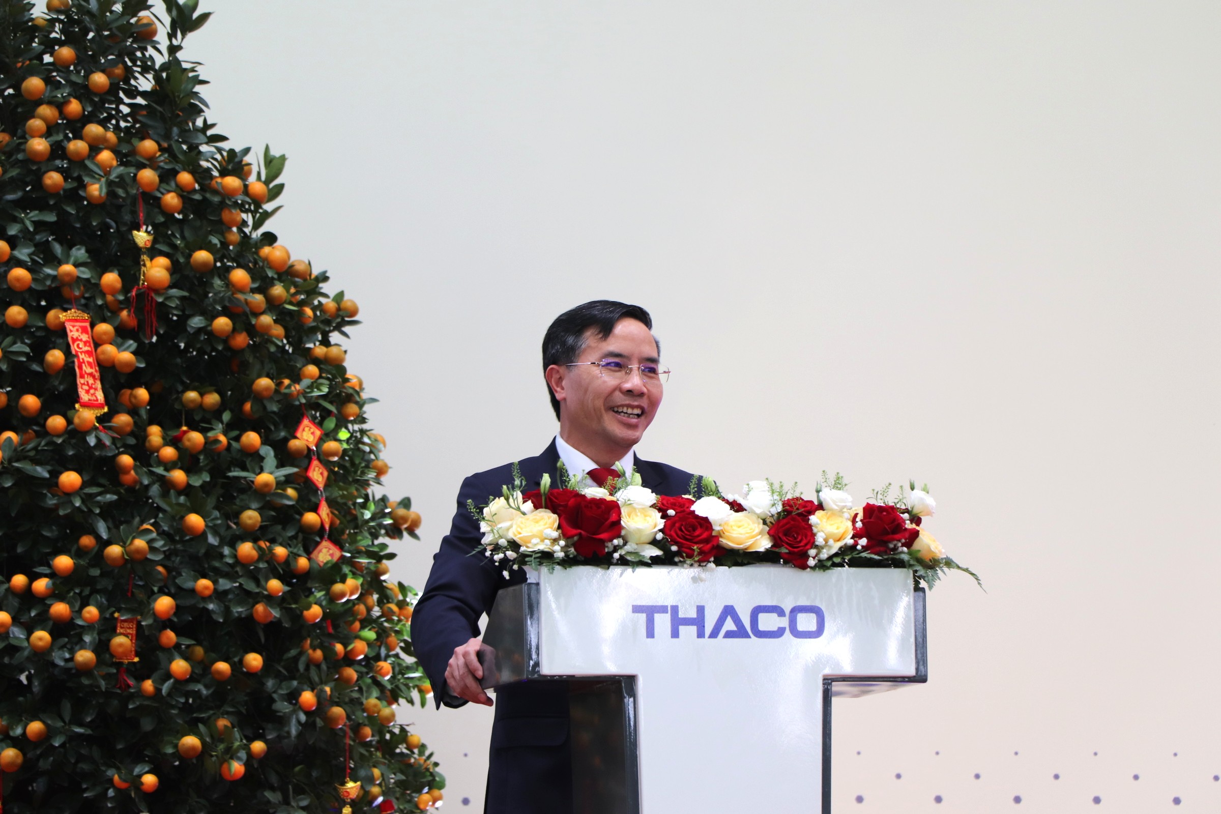 THACO của tỉ phú Trần Bá Dương phấn đấu nộp ngân sách 27 . 000 Tỉ đồng năm 2026 - Ảnh 1.