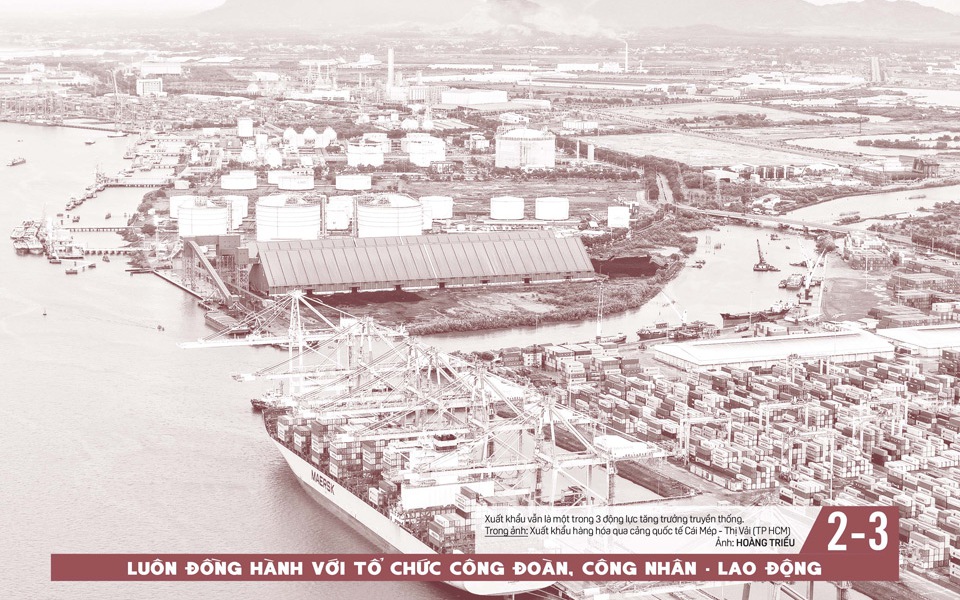 Báo in ngày 24-2: Phấn khởi “xông đất” công sở