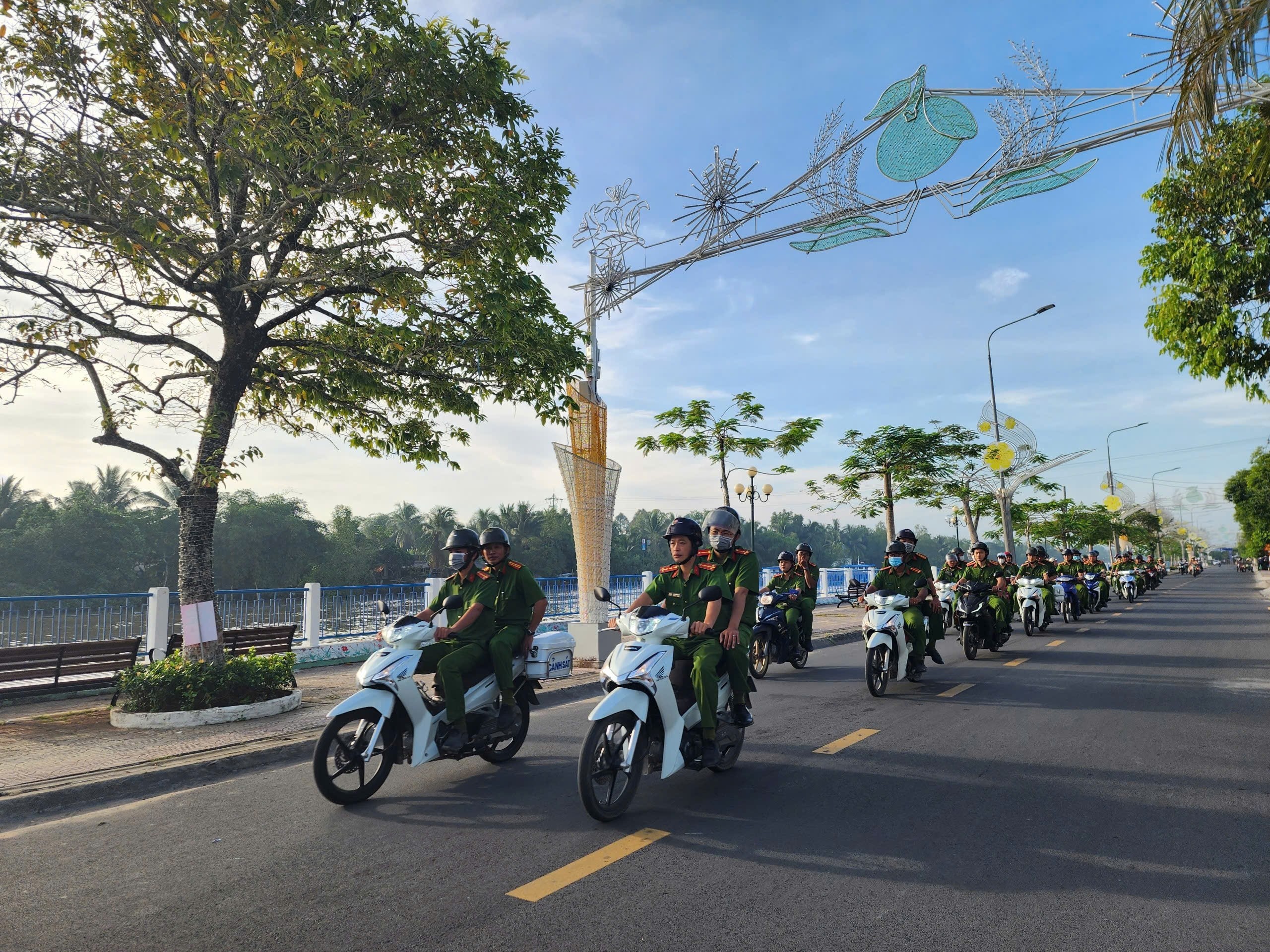 Cuộc thi &ldquo;Tết Xanh&rdquo;: GIỮ M&Ugrave;A XU&Acirc;N B&Igrave;NH Y&Ecirc;N - Ảnh 1.