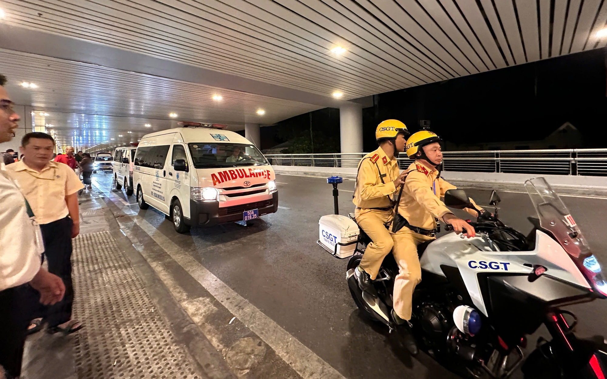 Đưa trái tim từ Hà Nội vào TPHCM hồi sinh cho bệnh nhi 11 tuổi