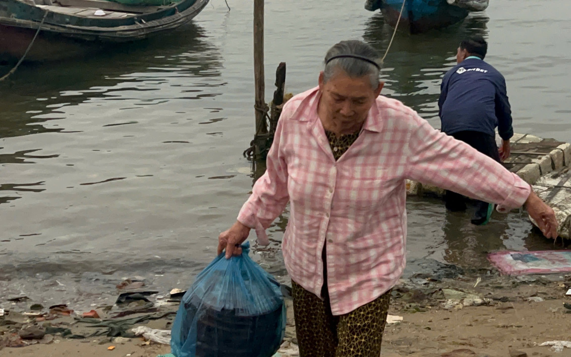 CLIP: Đầu năm trúng lớn loài hải sản nhiều người kiêng cữ, ngư dân bật mí nguyên nhân