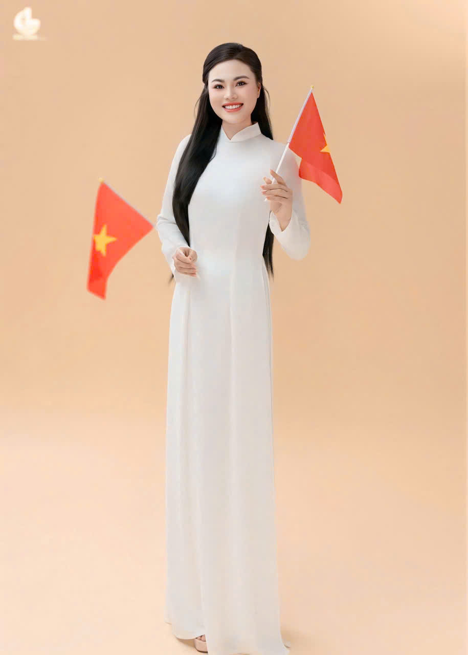 Hoa hậu Dạ Minh Ch&acirc;u khoe sắc trong t&agrave; &aacute;o d&agrave;i đ&oacute;n 8 th&aacute;ng 3 - Ảnh 4.