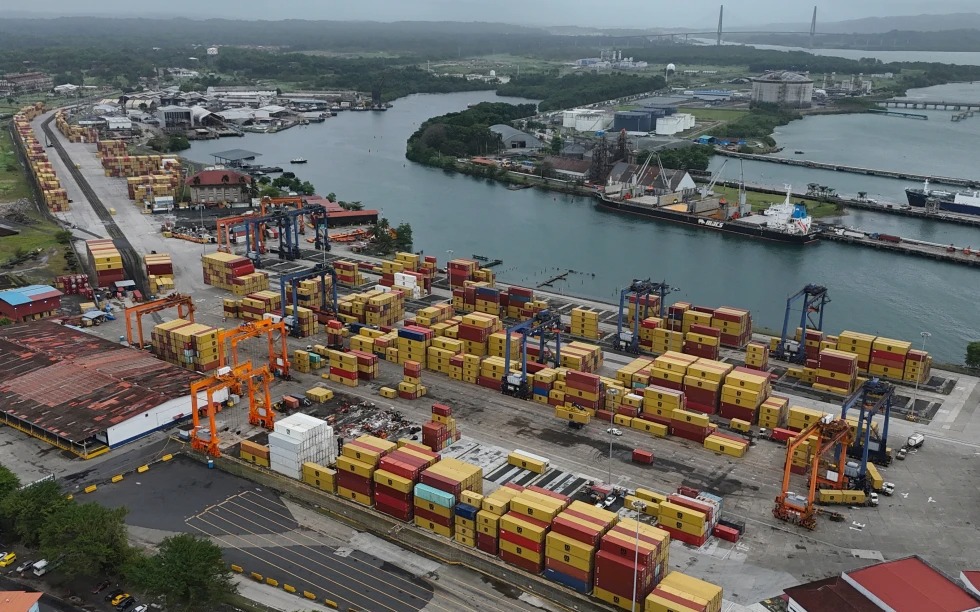 Panama cắt hợp đồng cảng liên quan Trung Quốc, giao công ty Đan Mạch, Thụy Sĩ vận hành