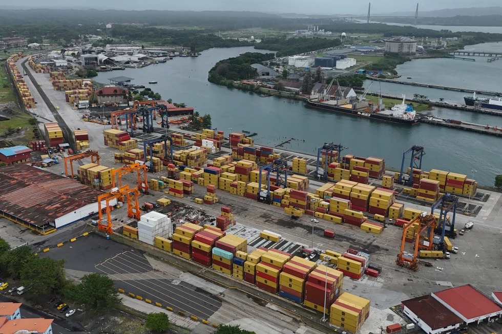 Panama cắt hợp đồng cảng liên quan Trung Quốc, giao công ty Đan Mạch, Thụy Sĩ vận hành - Ảnh 1.