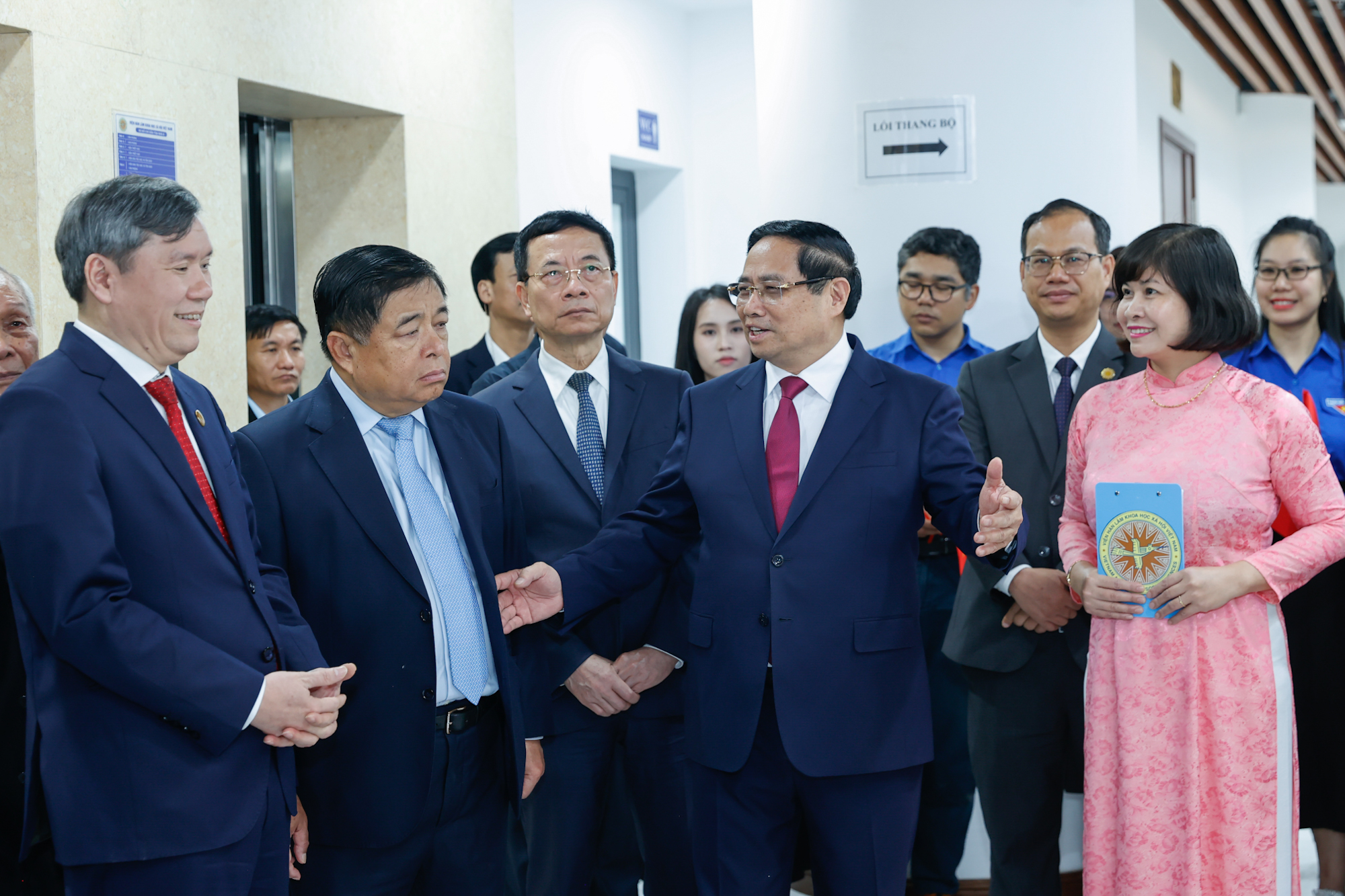 Thủ tướng Phạm Minh Chính khẳng định vai trò khoa học xã hội và nhân văn trong phát triển - Ảnh 1.