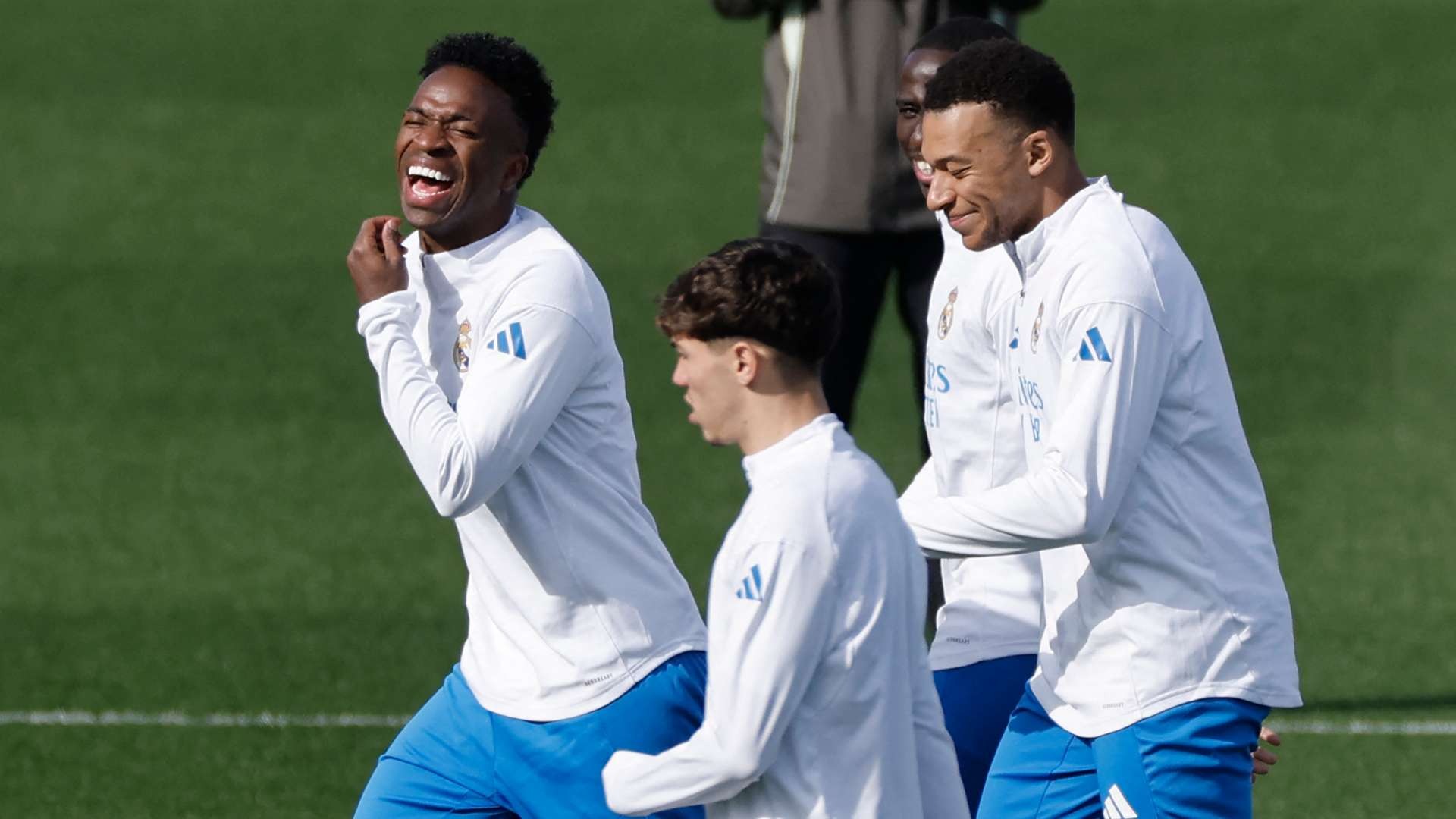 Tiết lộ sốc về tiền đạo Kylian Mbappe - Ảnh 1.