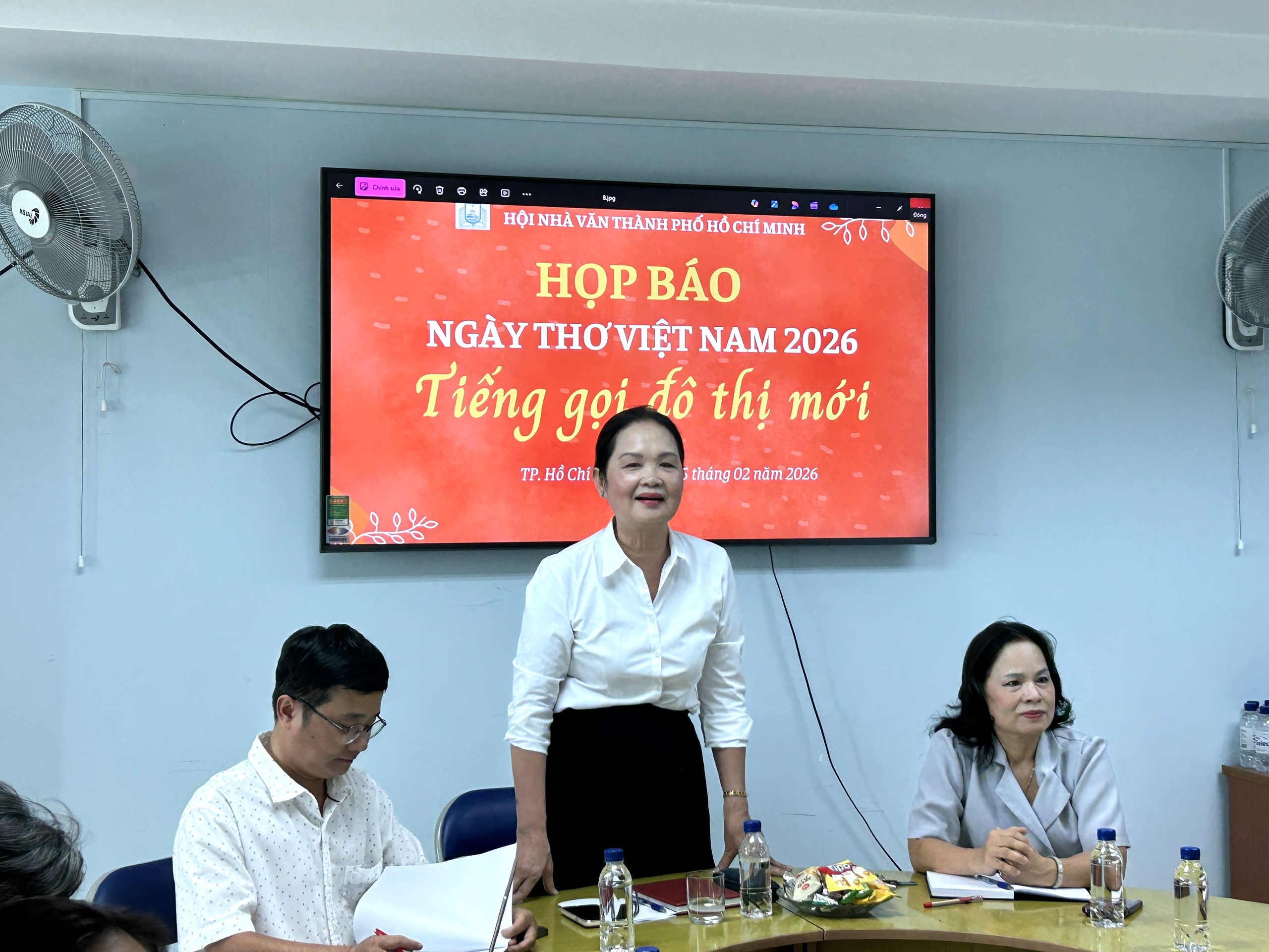TP HCM tổ chức Ngày thơ Việt Nam 2026 với chủ đề "Tiếng gọi đô thị mới" - Ảnh 1.