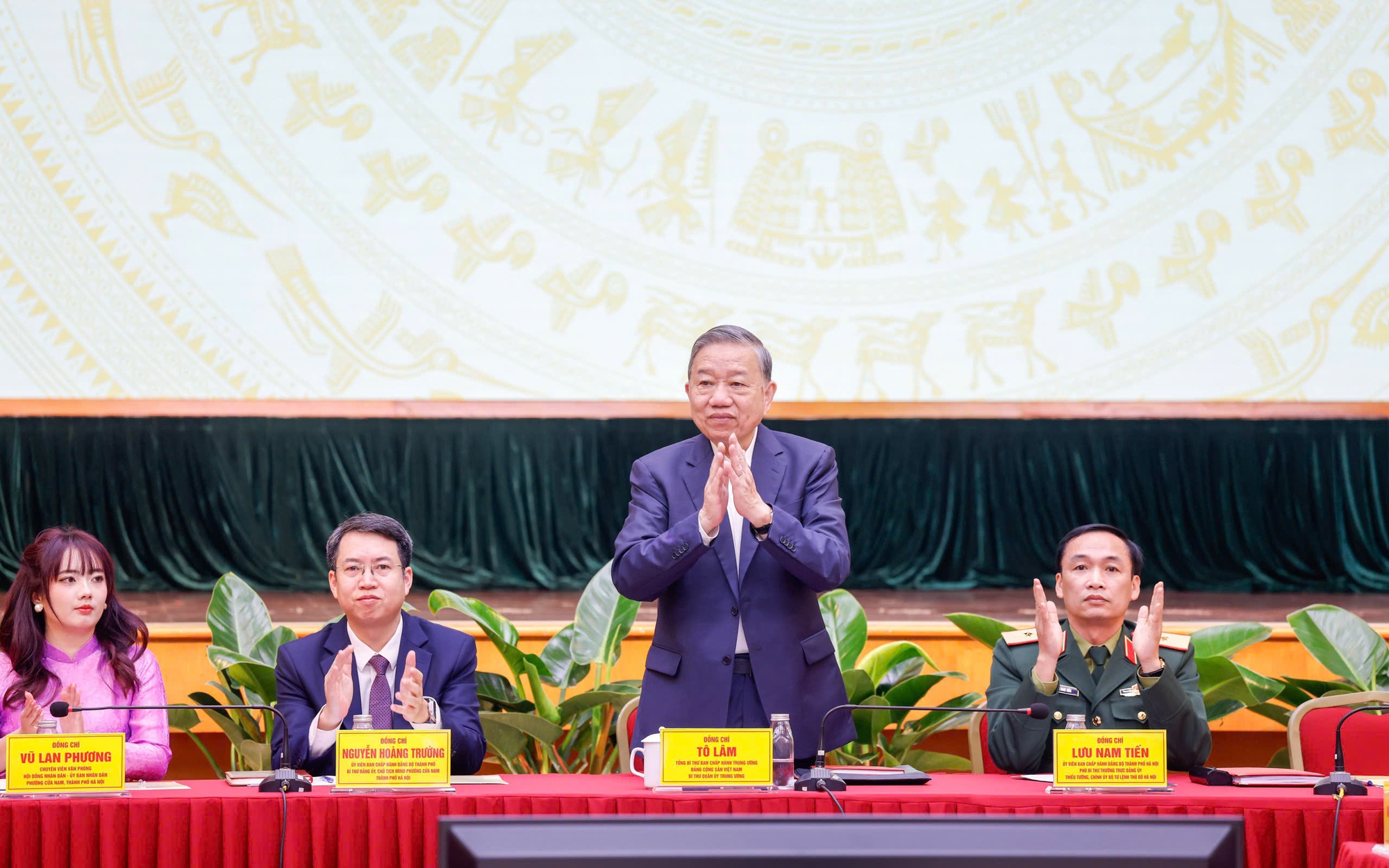 Tổng Bí thư Tô Lâm dự Hội nghị tiếp xúc giữa cử tri 
với người ứng cử đại biểu Quốc hội