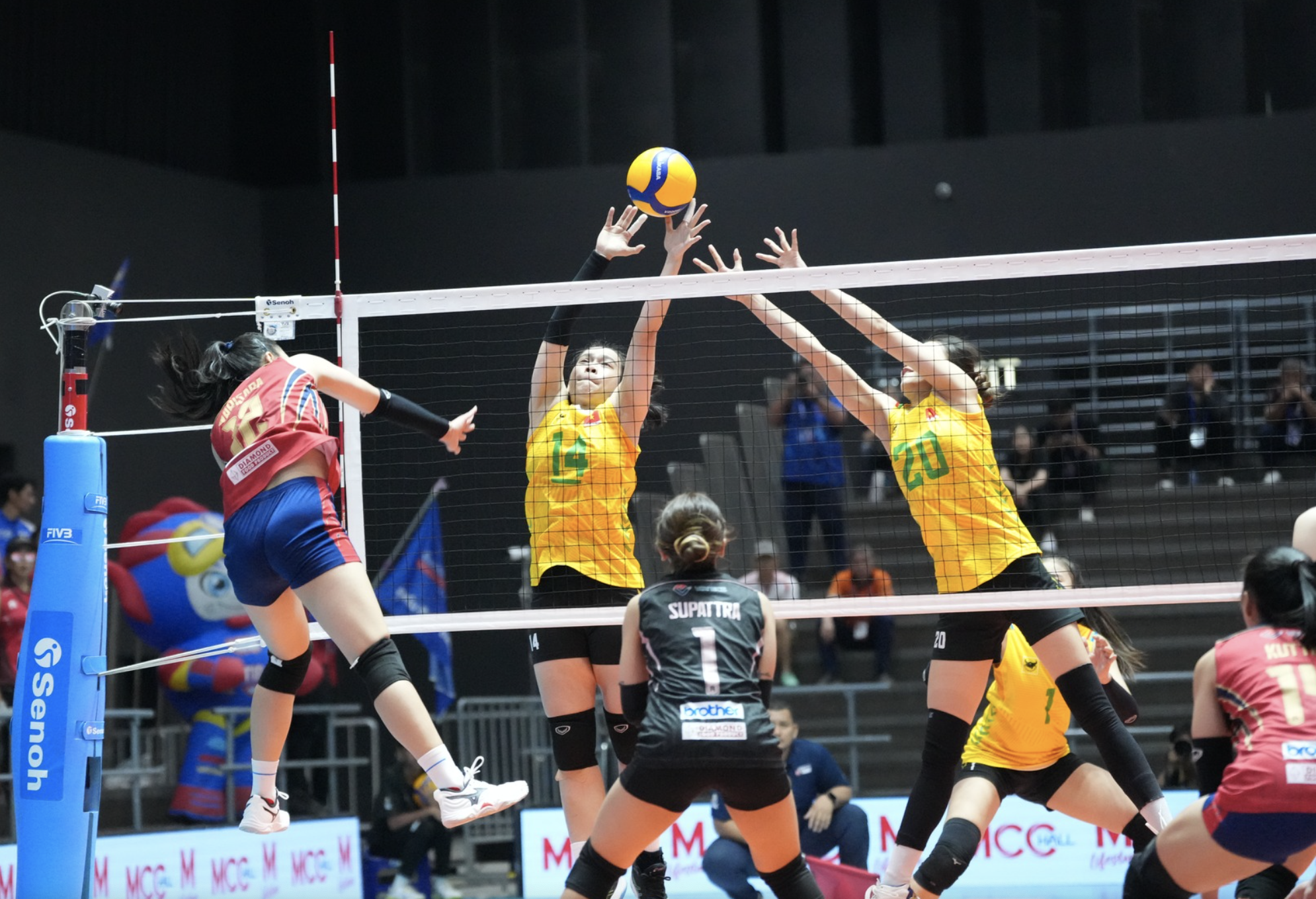 Thua chủ nh&agrave; Supreme Chonburi, VTV B&igrave;nh Điền Long An lỡ v&eacute; AVC Champions League - Ảnh 5.