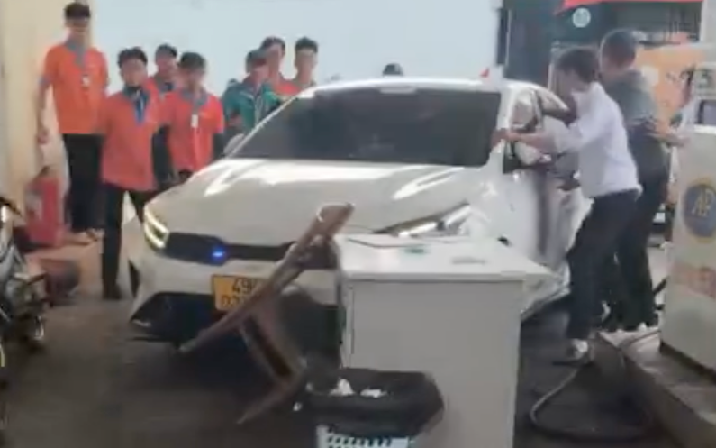Kết quả kiểm tra nồng độ cồn t&agrave;i xế t&ocirc;ng nhiều người ở Đ&agrave; Lạt - Ảnh 1.