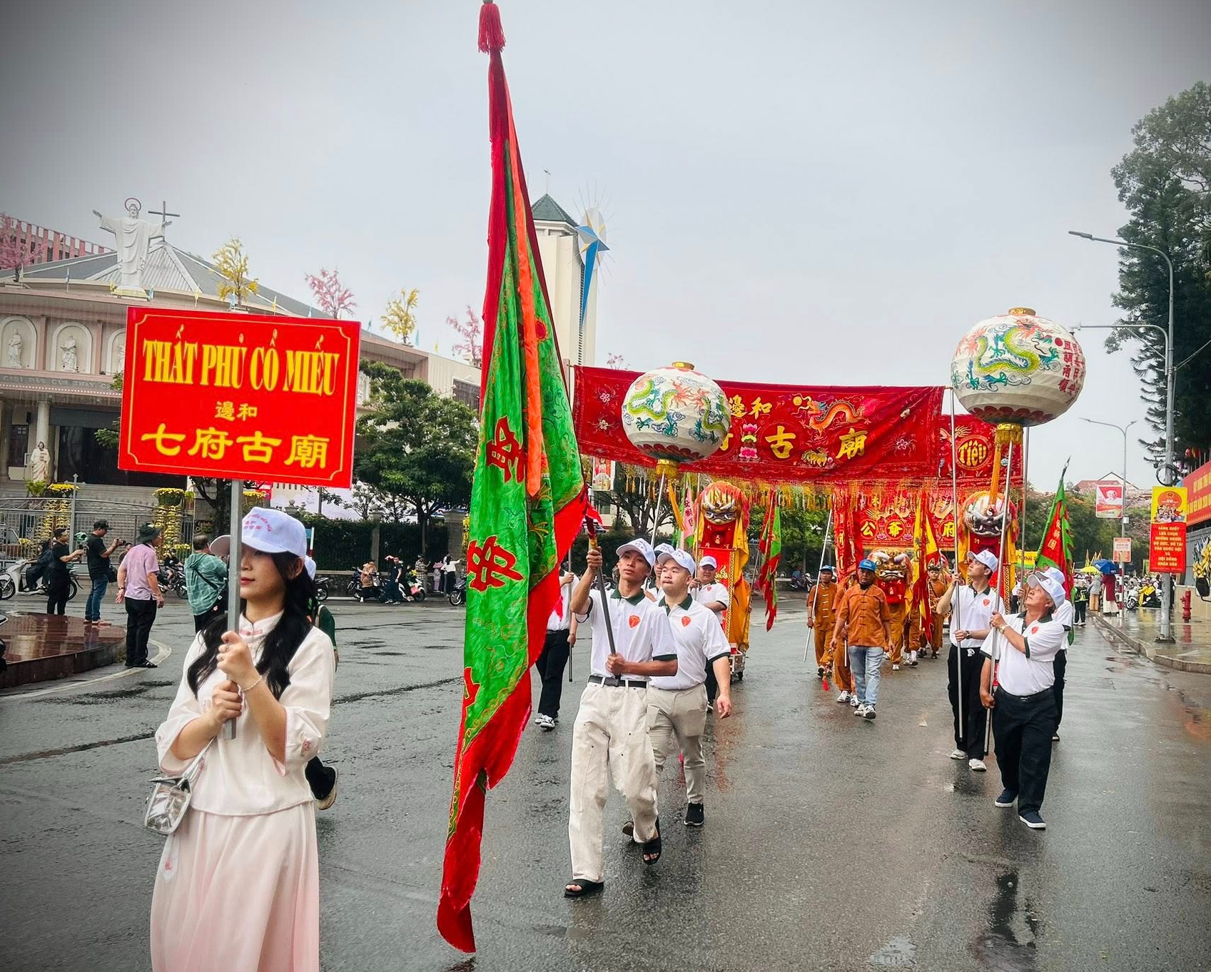 Lễ nghinh thần ch&ugrave;a &Ocirc;ng 2026 tại Đồng Nai thu h&uacute;t Gần 1000 người tham gia - Ảnh 9.