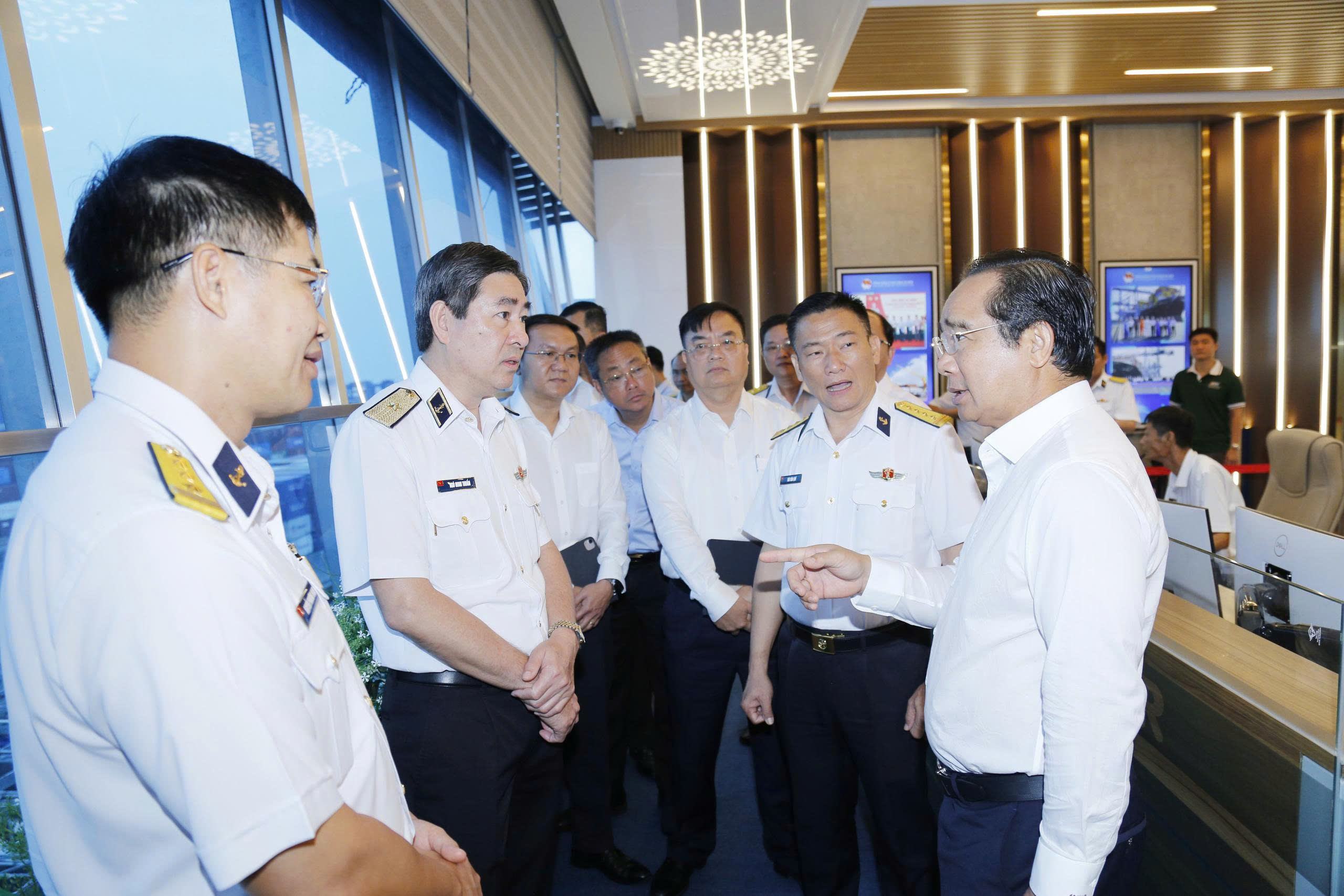 Chủ tịch UBND TP Nguyễn Văn Được thăm Tổng Công ty Tân Cảng Sài Gòn năm 2026 - Ảnh 2.
