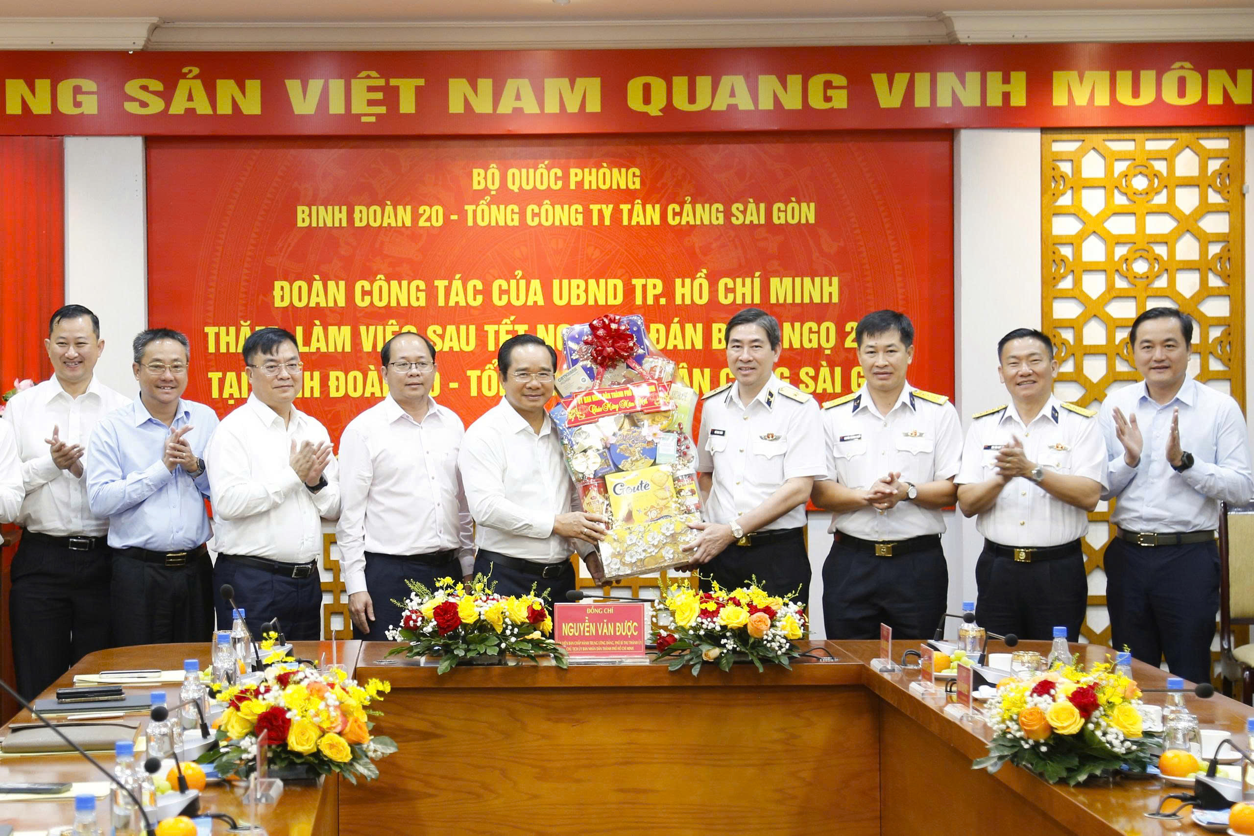 Chủ tịch UBND TP Nguyễn Văn Được thăm Tổng Công ty Tân Cảng Sài Gòn năm 2026 - Ảnh 5.