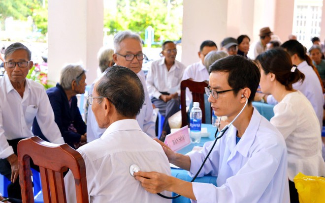 Hà Nội sẽ khám miễn phí cho người dân ít nhất mỗi năm 1 lần