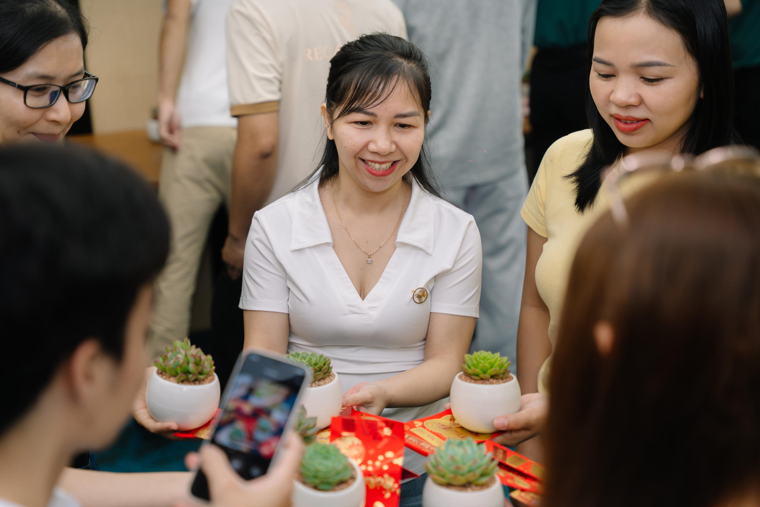 Độc lạ: Một tập đoàn BĐS tại Đà Nẵng "lì xì sức khỏe" cho nhân viên đầu năm mới - Ảnh 5.