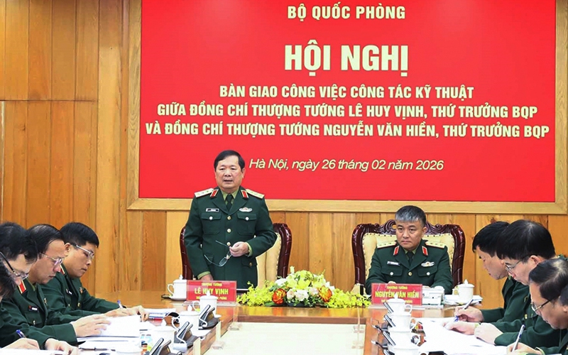 5 Thượng tướng quân đội thôi giữ chức vụ