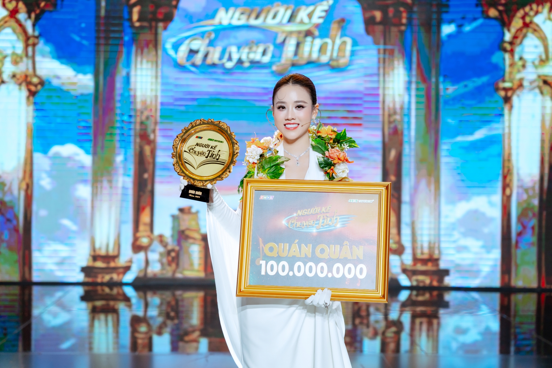 Qu&aacute;n qu&acirc;n Mai Diễm My từng vướng mối t&igrave;nh "độc hại", suy sụp! - Ảnh 4.