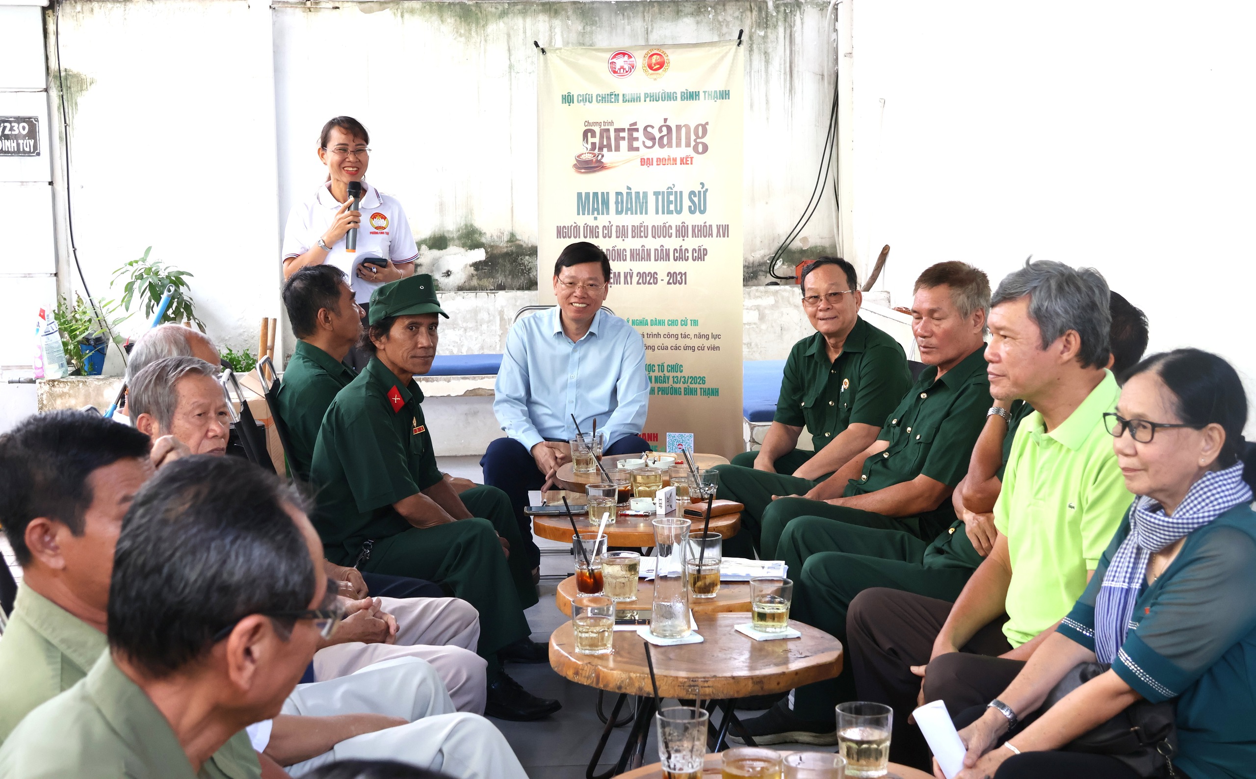 TPHCM: Từ ly cà phê đến lá phiếu - cách Bình Thạnh giúp cử tri "chọn mặt gửi vàng" - Ảnh 2.