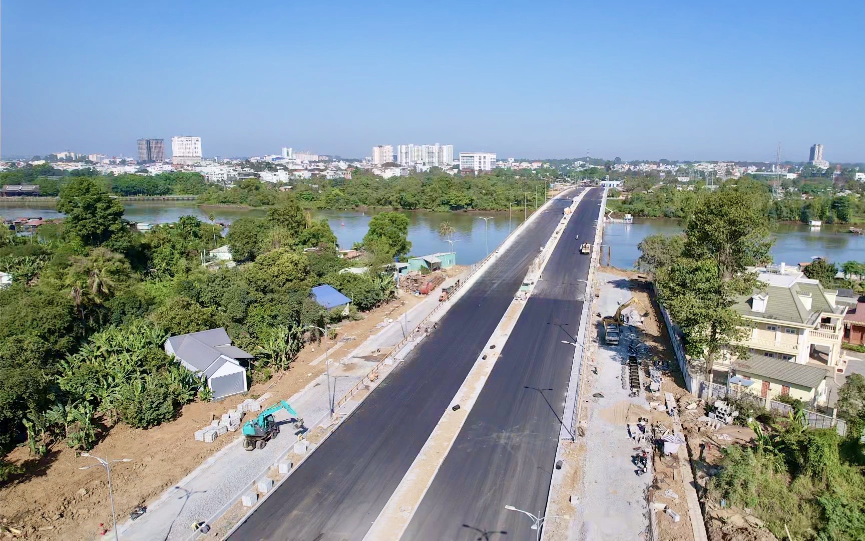  2 dự án cầu, đường ngàn tỉ ở Đồng Nai vừa thông xe 