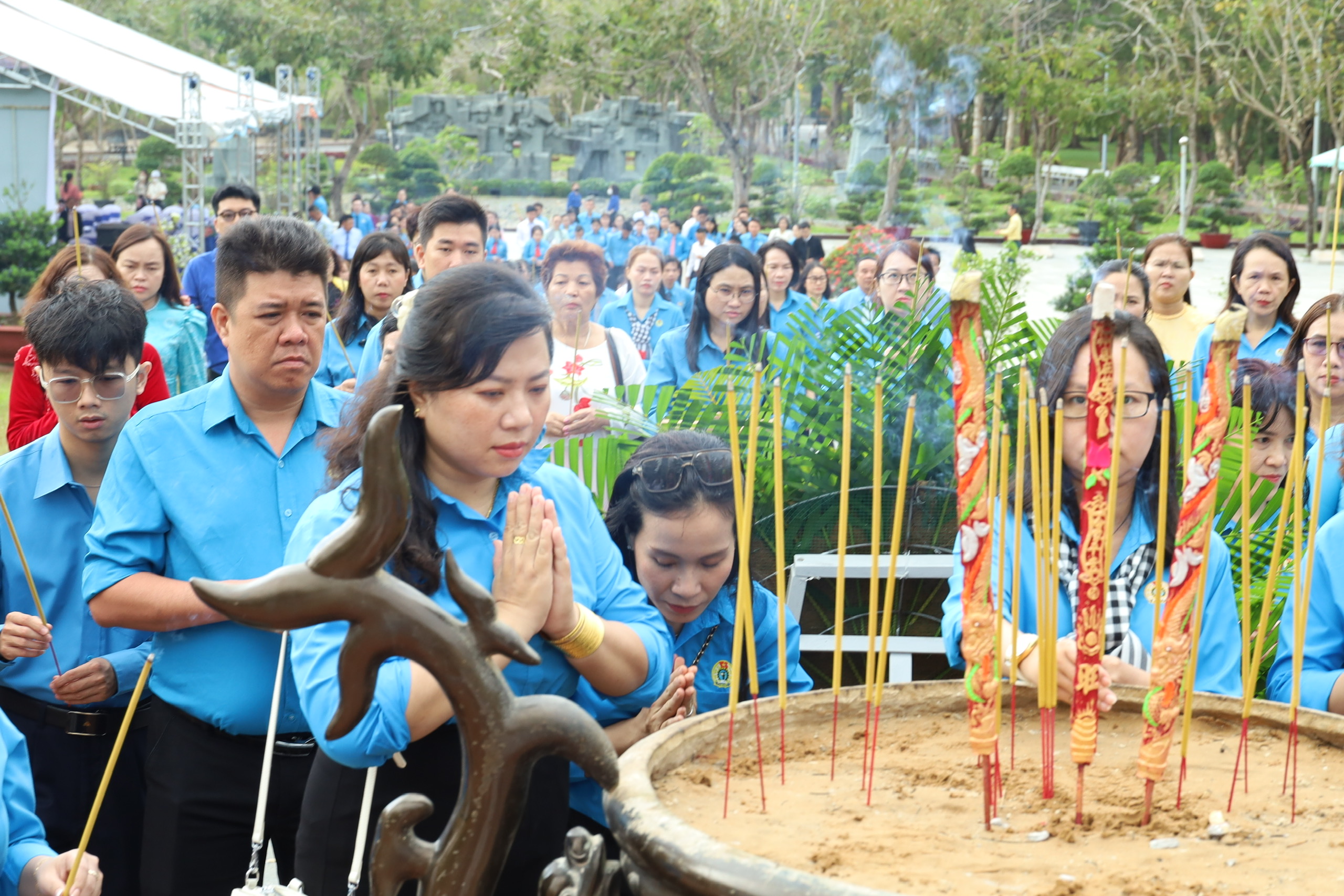 Th&ocirc;ng tin nổi bật tại TPHCM ng&agrave;y 3 - 2: Kết nạp Đảng , bắt giữ tội phạm ma t&uacute;y - Ảnh 1.