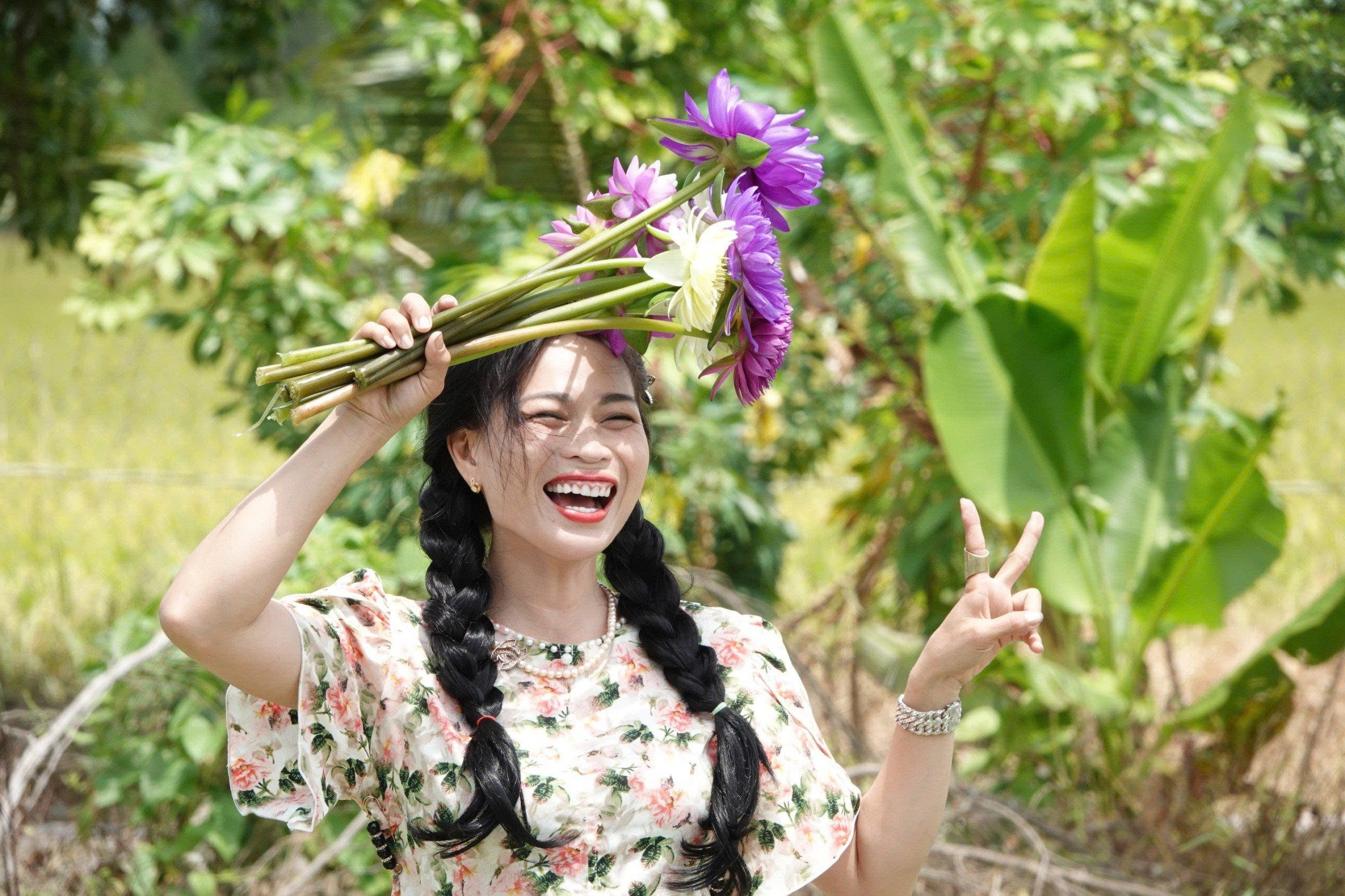 Kinh doanh hoa súng kiểng: Cách phụ nữ Cần Thơ thu lợi triệu đồng mỗi ngày - Ảnh 10.