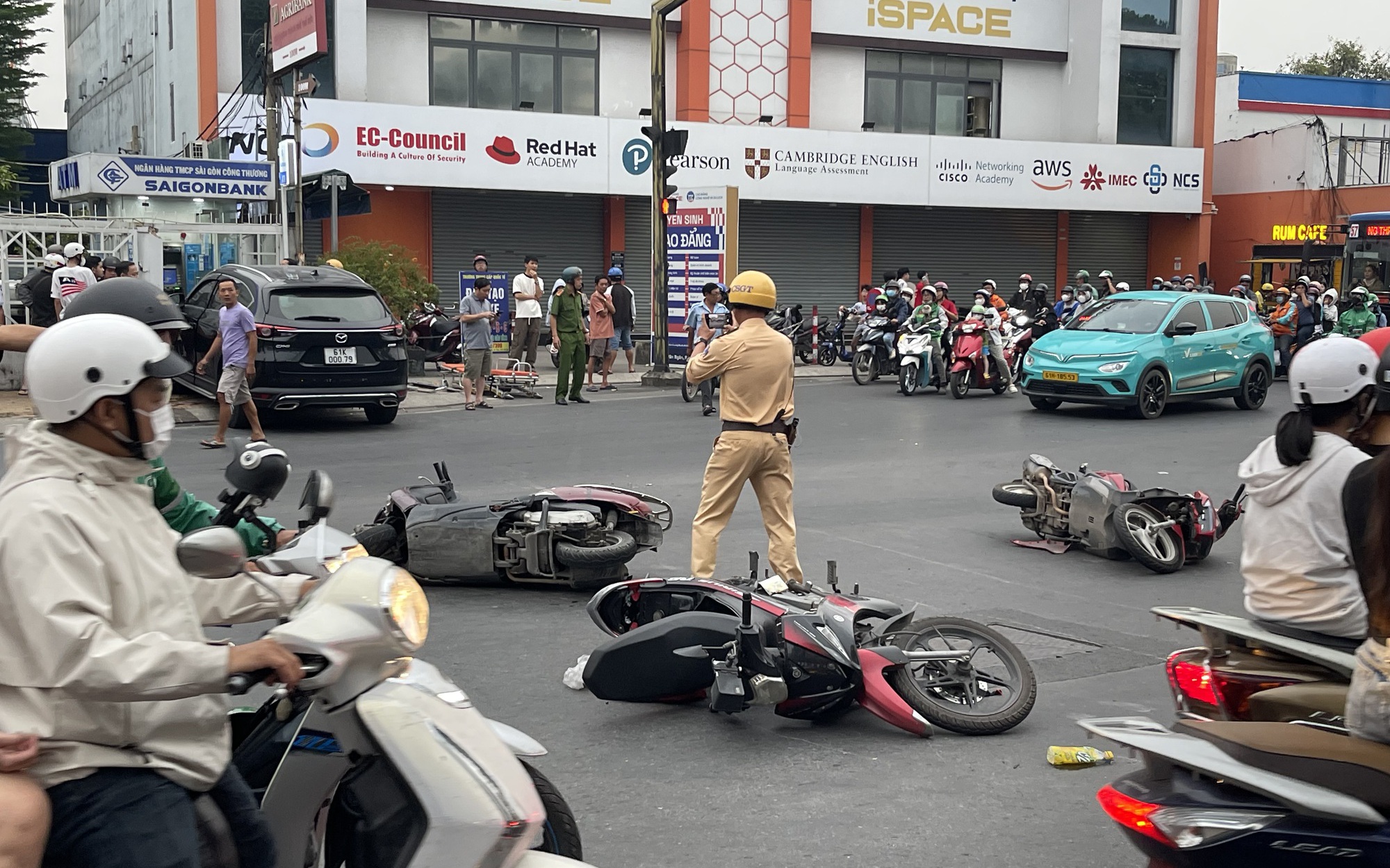 Tài xế được phép ở đâu sau tai nạn?