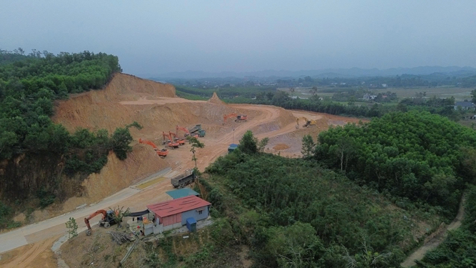 Không để khan hiếm vật liệu xây dựng - Ảnh 1.