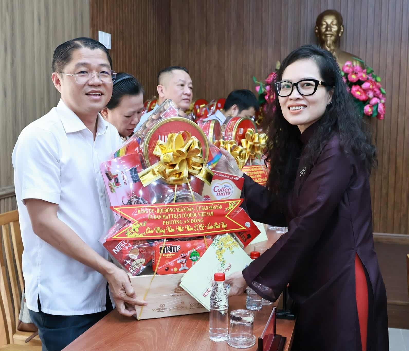 họp mặt phường An Đông - Ảnh 6.