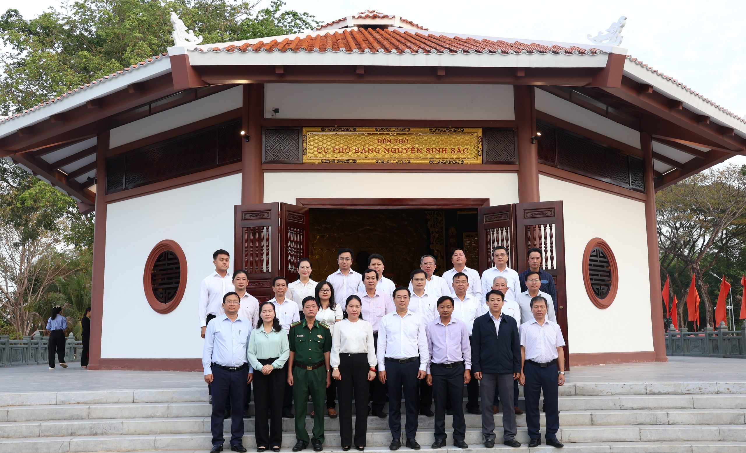 Phó Bí thư Thường trực Thành ủy TPHCM Lê Quốc Phong thăm, tặng quà tại Đồng Tháp - Ảnh 13.