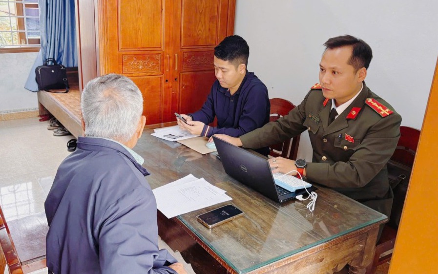 Đăng bài viết xuyên tạc, sai sự thật trên facebook, người đàn ông 76 tuổi ở Quảng Trị bị xử lý 
